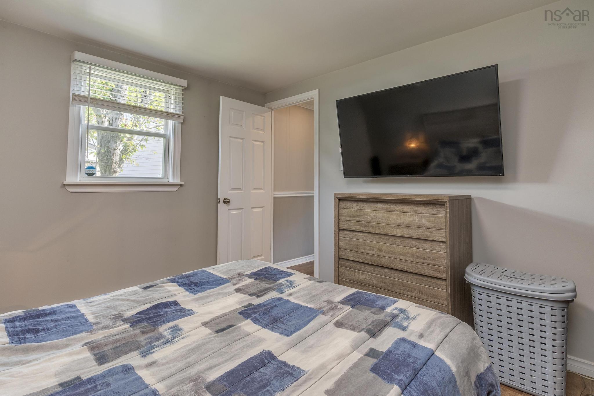 $214,900.00: 6 Lacomb Drive, Dartmouth