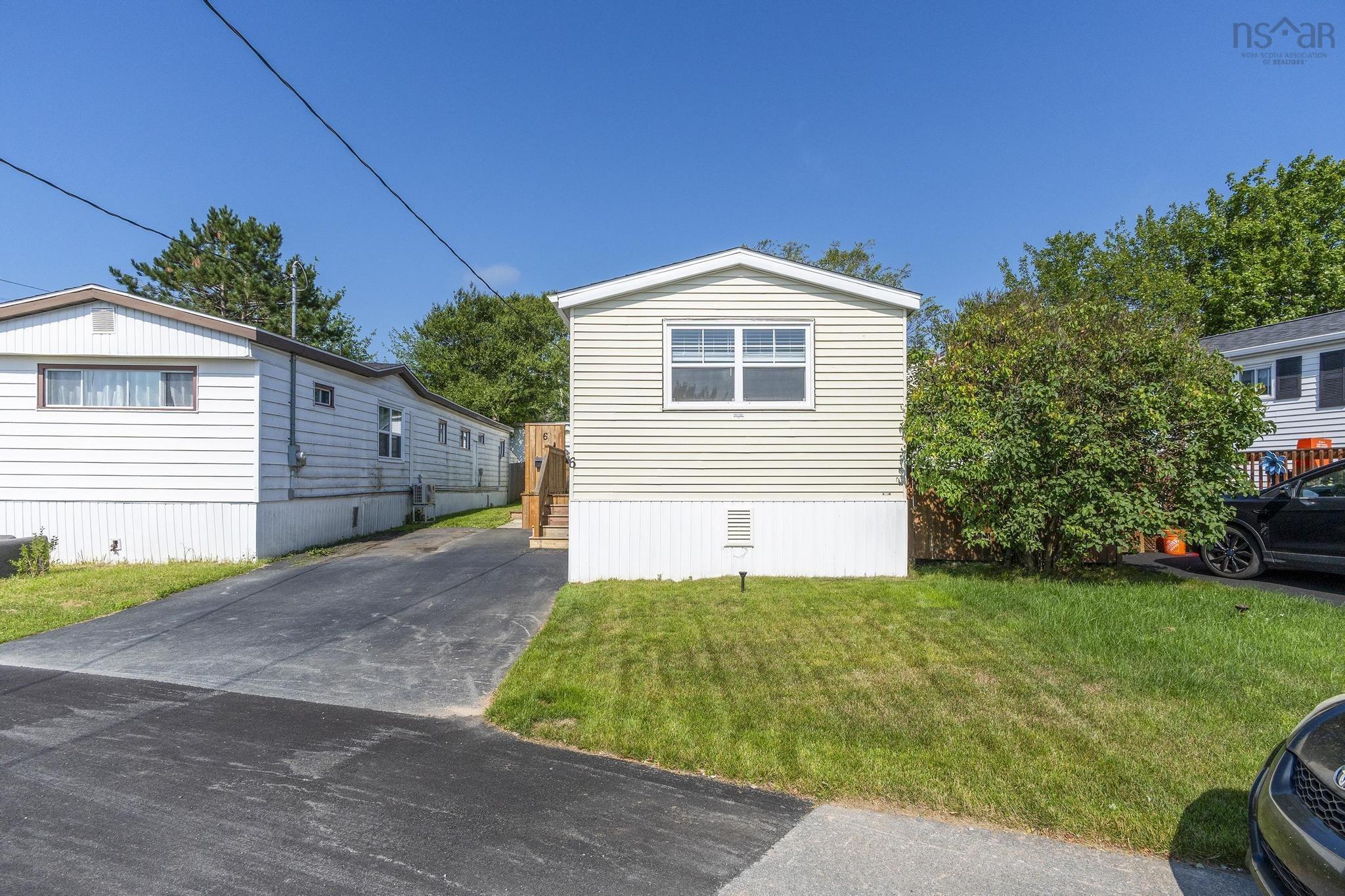 $214,900.00: 6 Lacomb Drive, Dartmouth