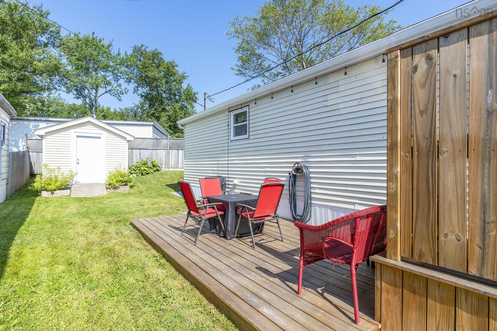 $214,900.00: 6 Lacomb Drive, Dartmouth