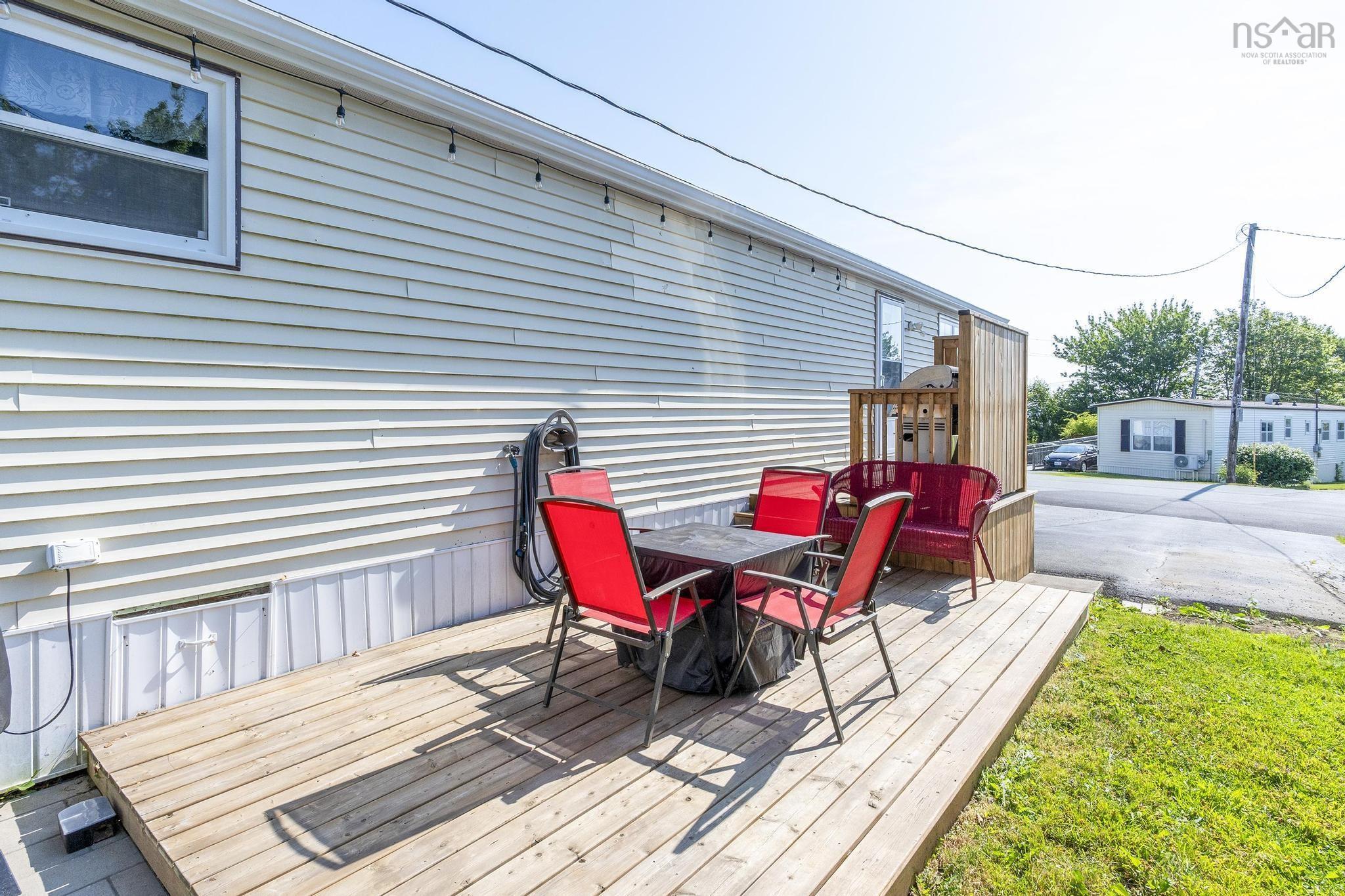 $214,900.00: 6 Lacomb Drive, Dartmouth