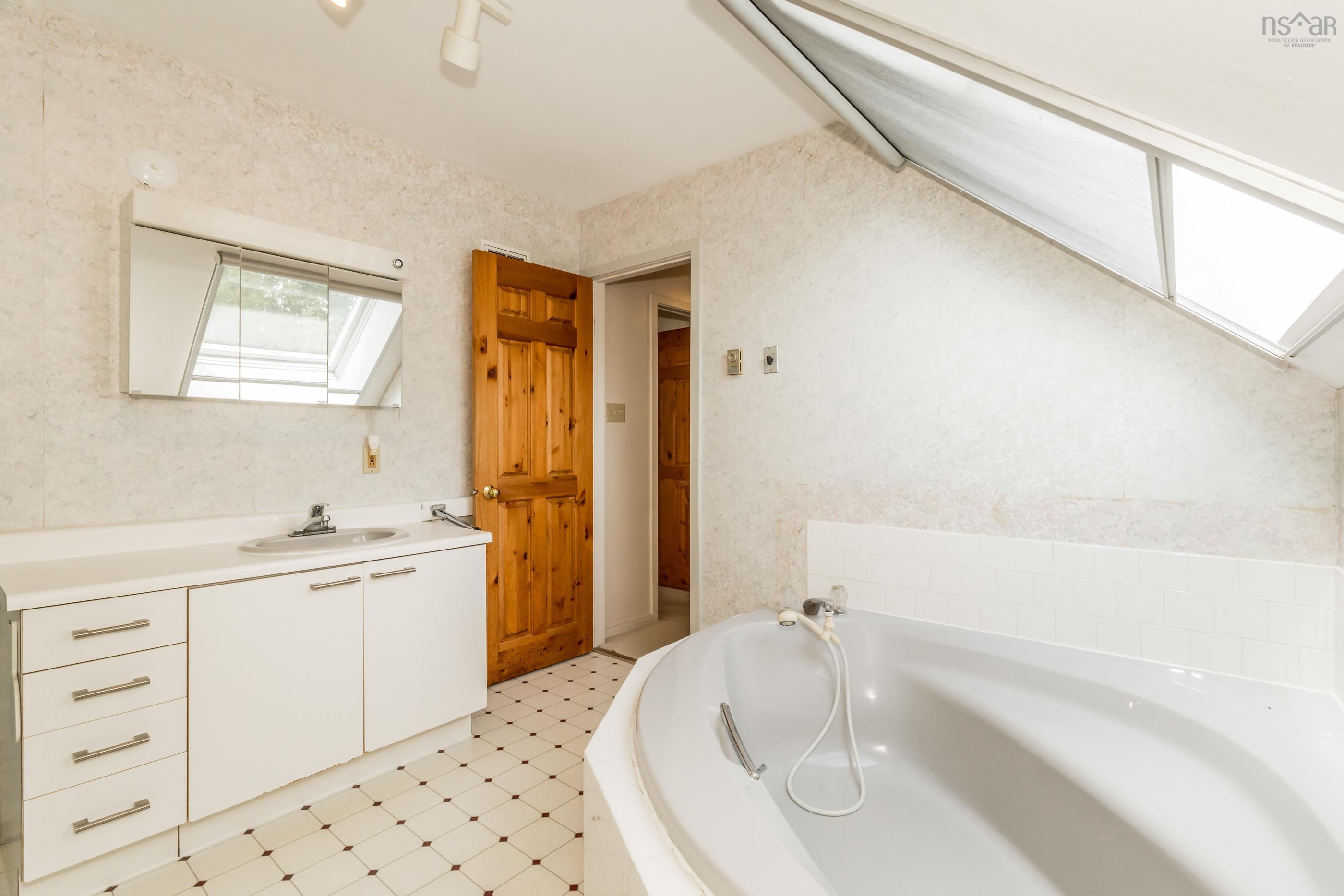 $449,900.00: 41 Cortland Crescent, North Kentville