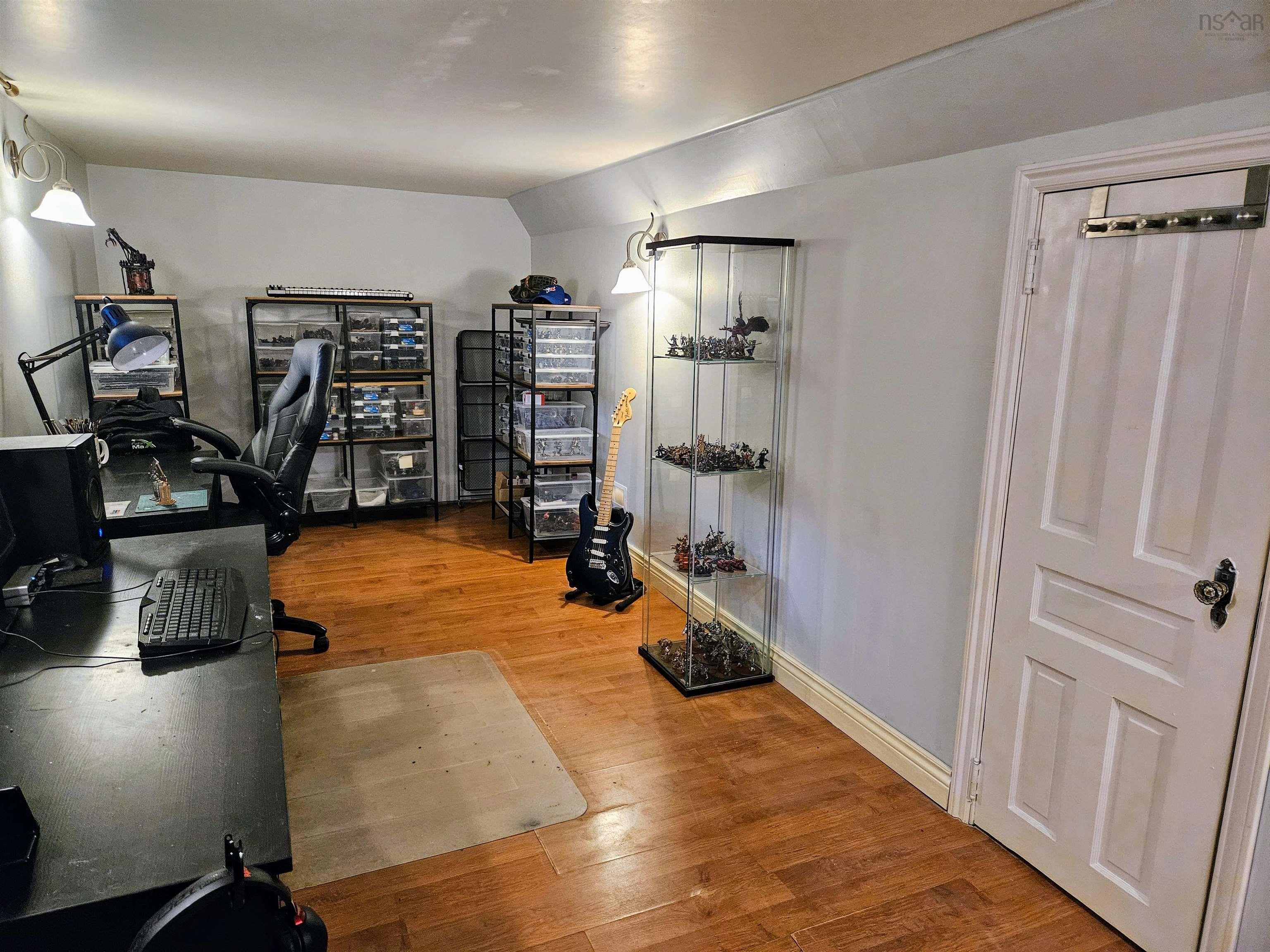 $565,000.00: 8 Power Street, Dartmouth