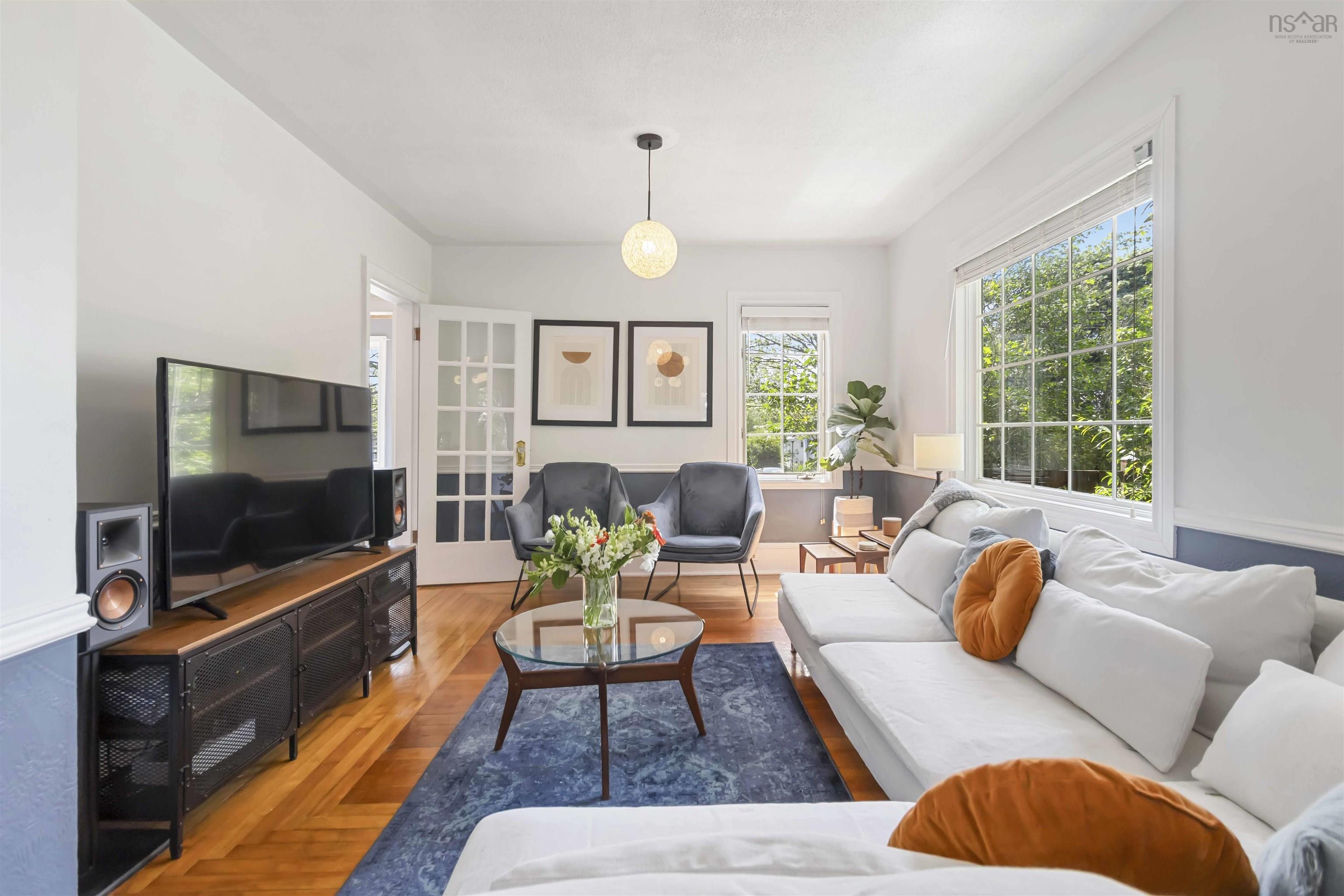 $565,000.00: 8 Power Street, Dartmouth