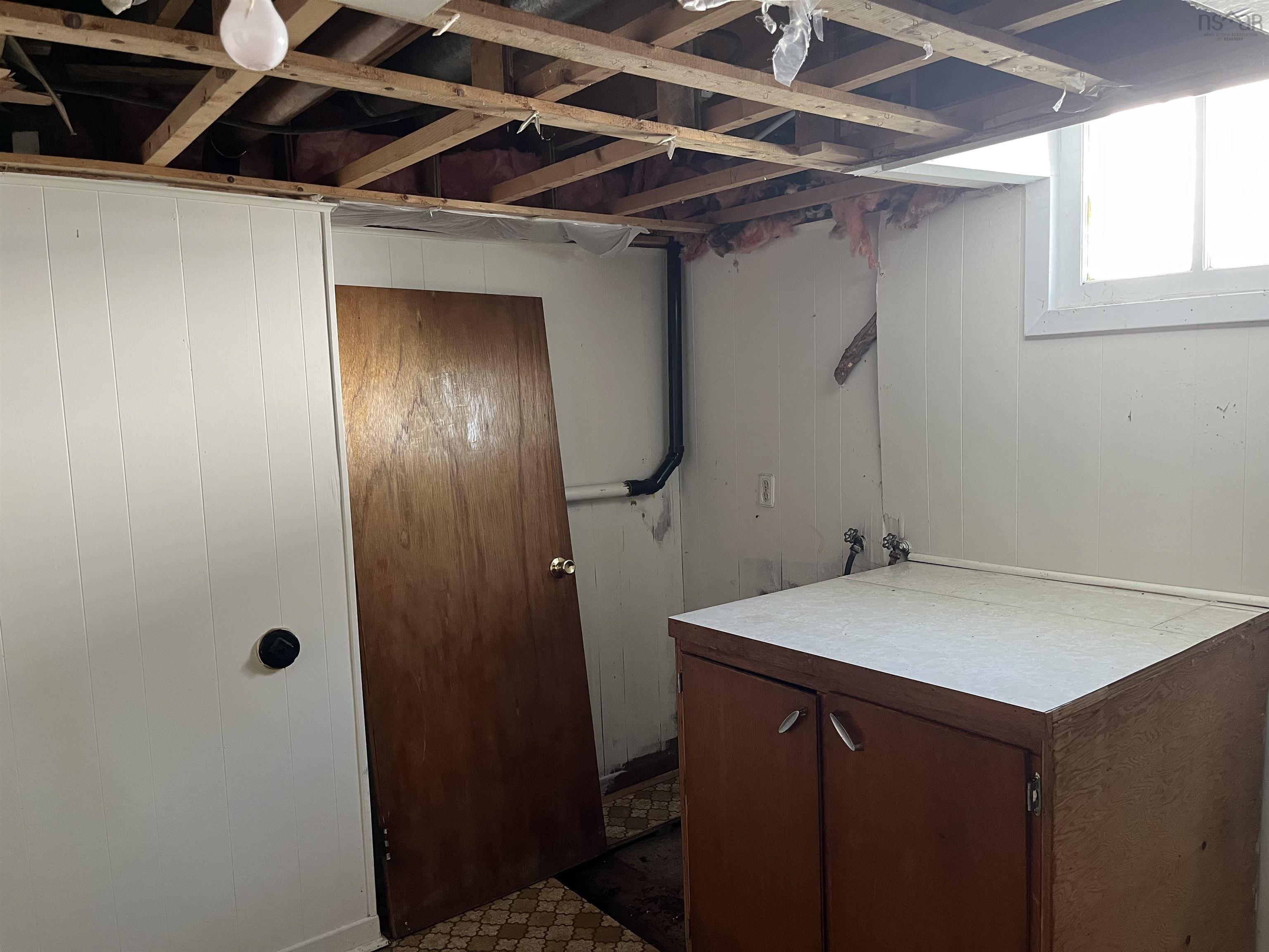 $269,000.00: 327 Lower Truro Road, Truro