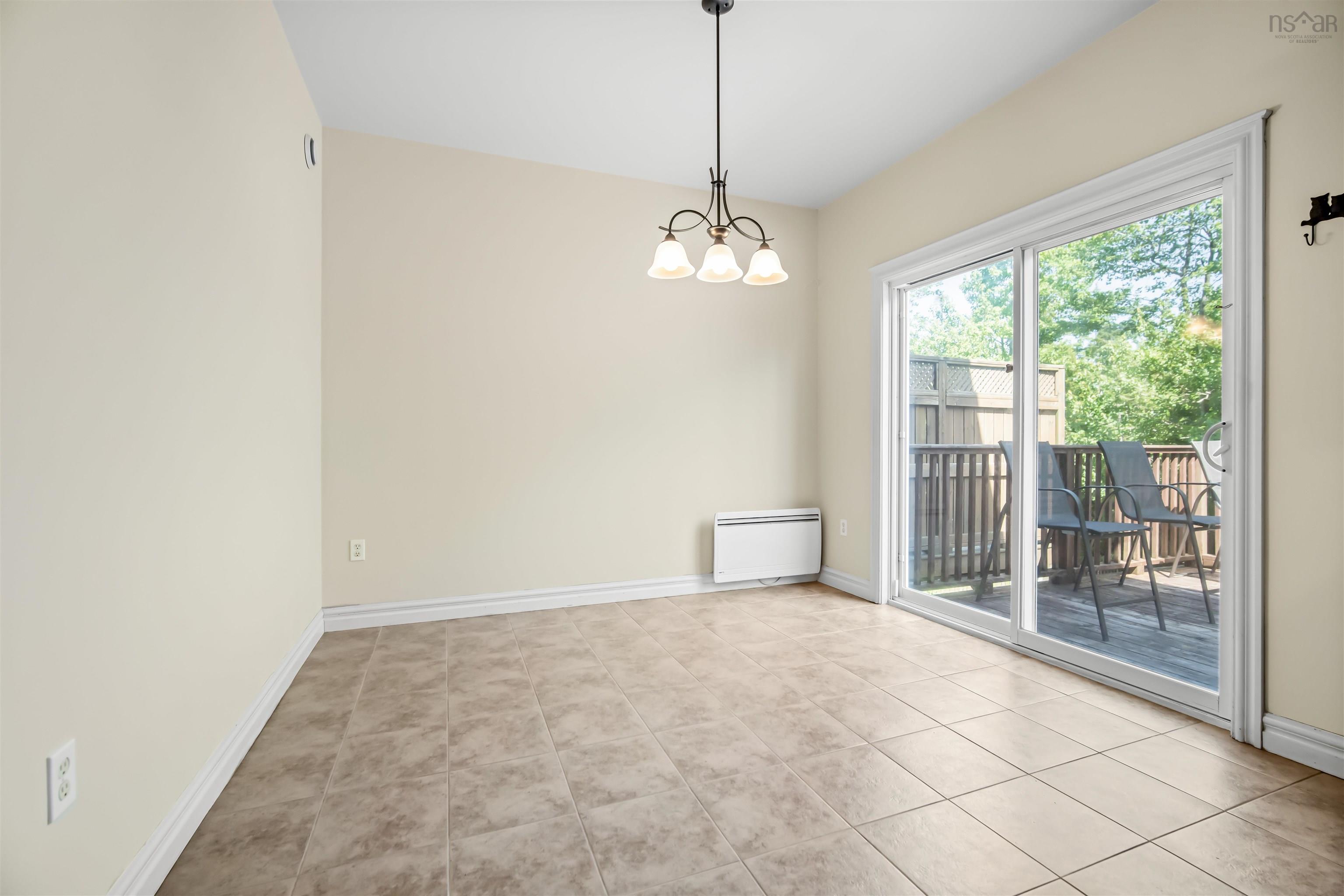 $640,000.00: 37 Stockton Ridge, Bedford South