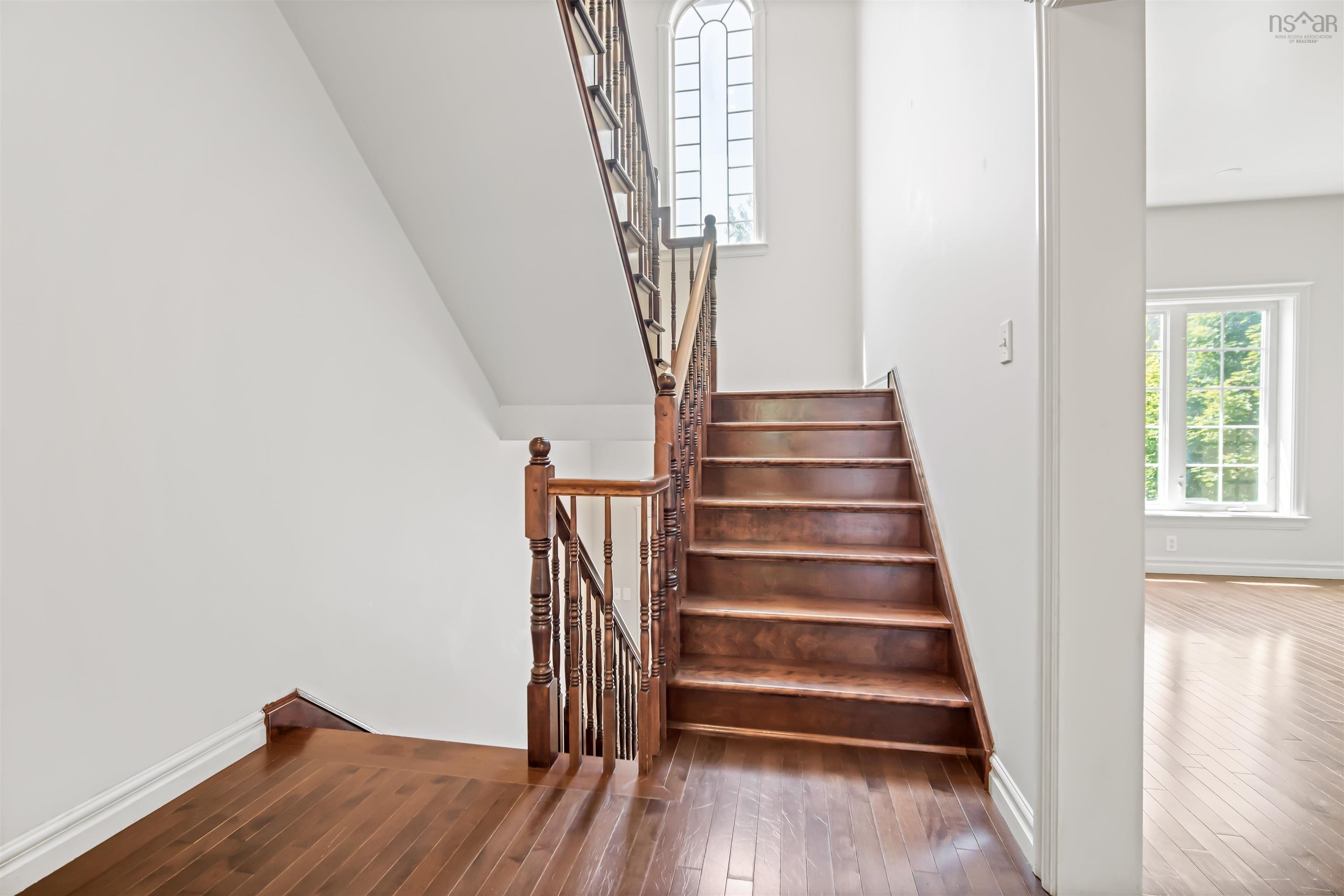 $640,000.00: 37 Stockton Ridge, Bedford South