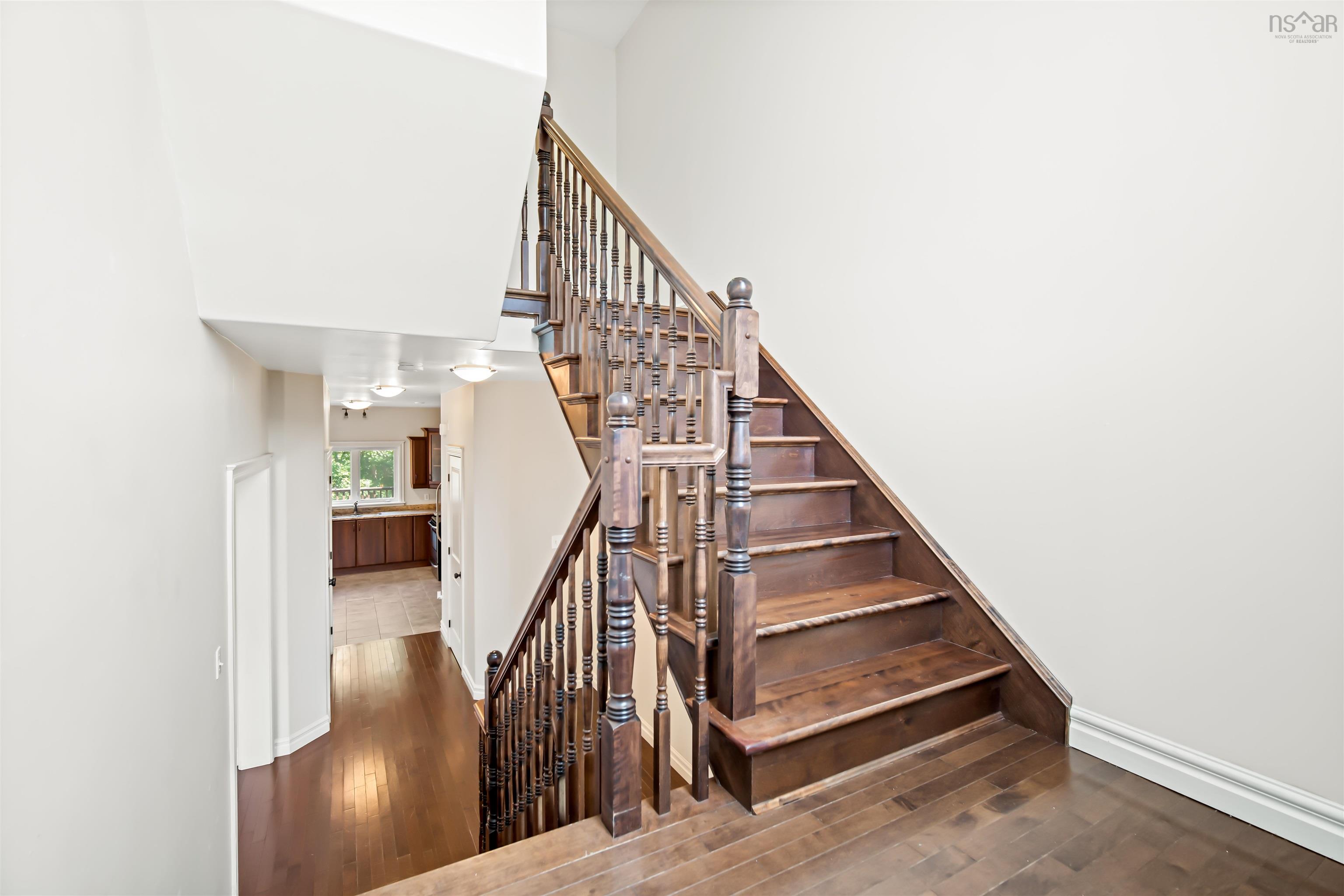 $640,000.00: 37 Stockton Ridge, Bedford South