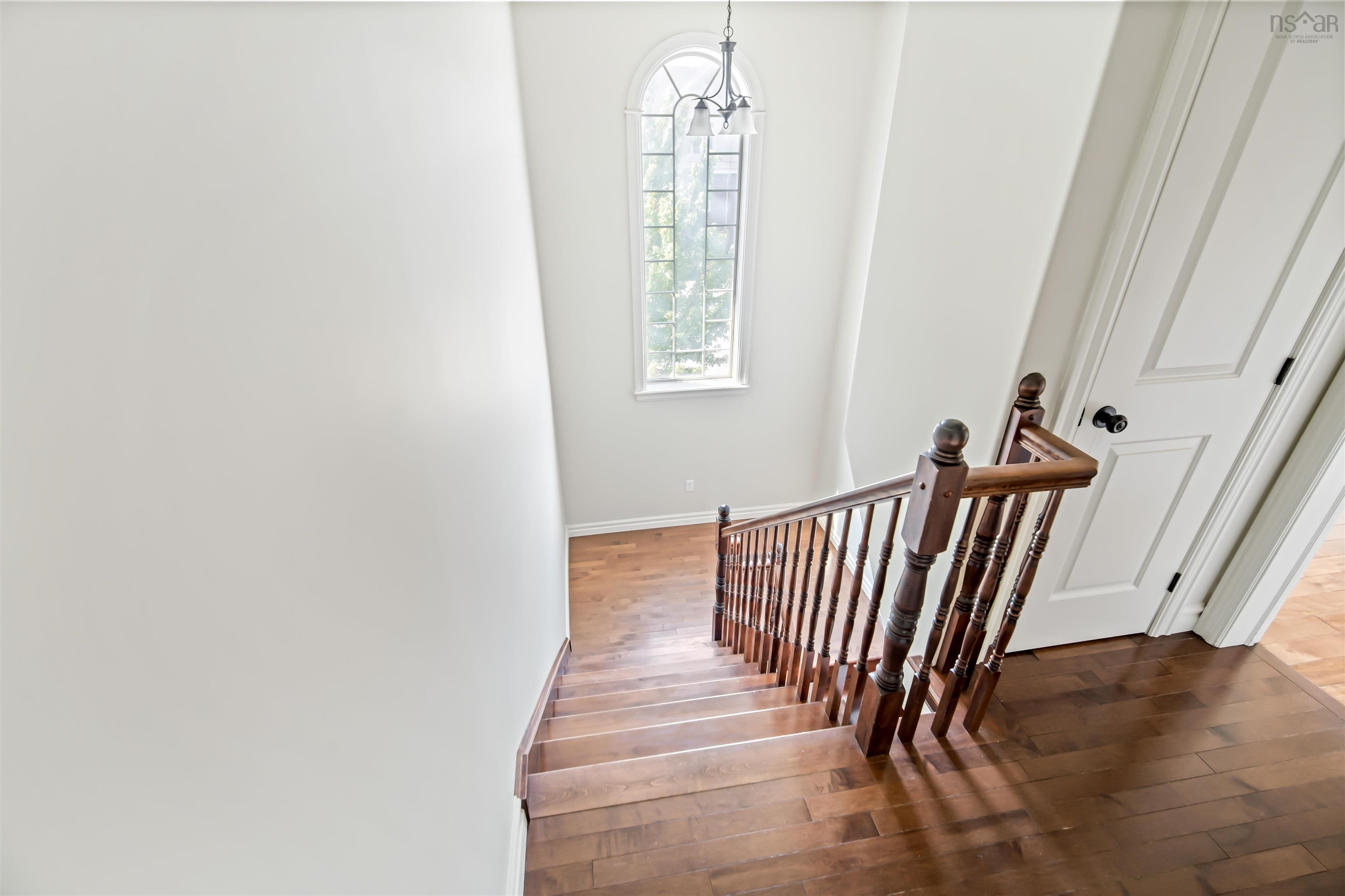 $640,000.00: 37 Stockton Ridge, Bedford South