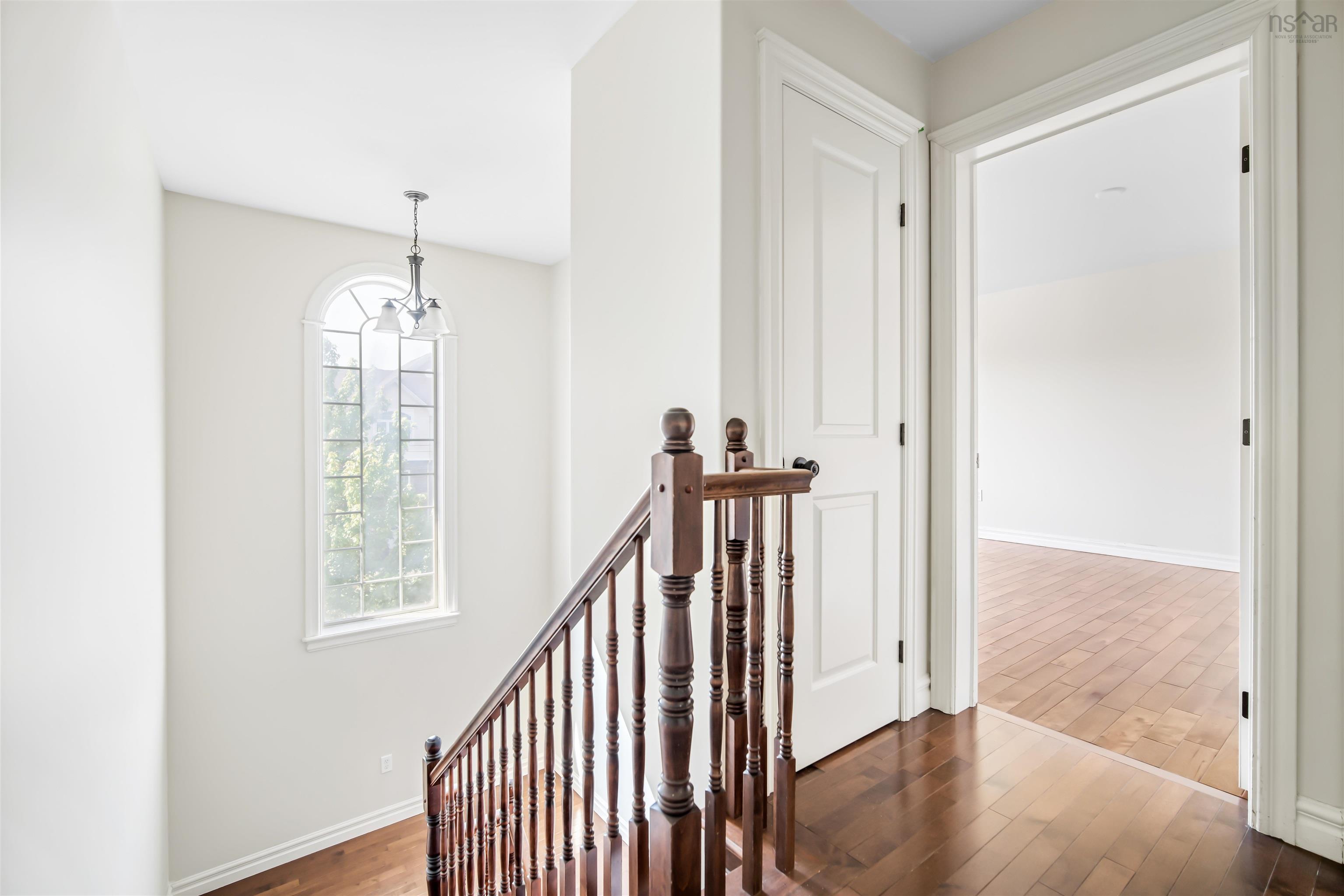 $640,000.00: 37 Stockton Ridge, Bedford South