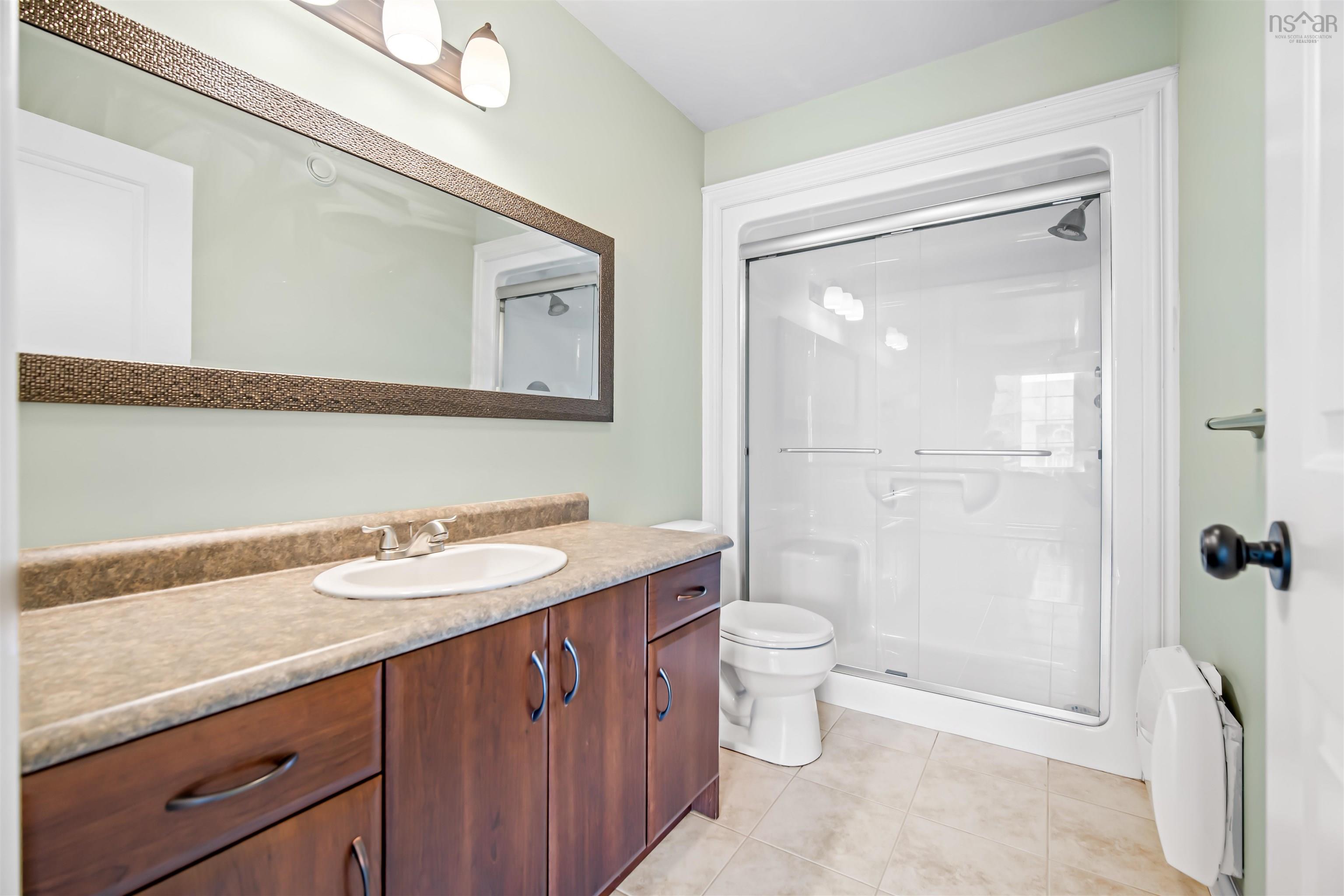 $640,000.00: 37 Stockton Ridge, Bedford South