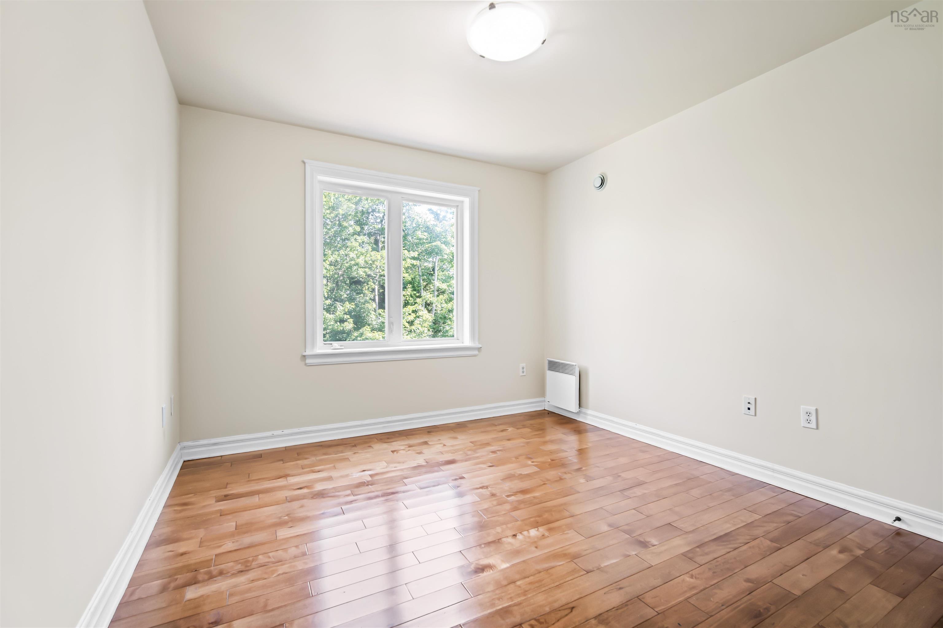 $640,000.00: 37 Stockton Ridge, Bedford South