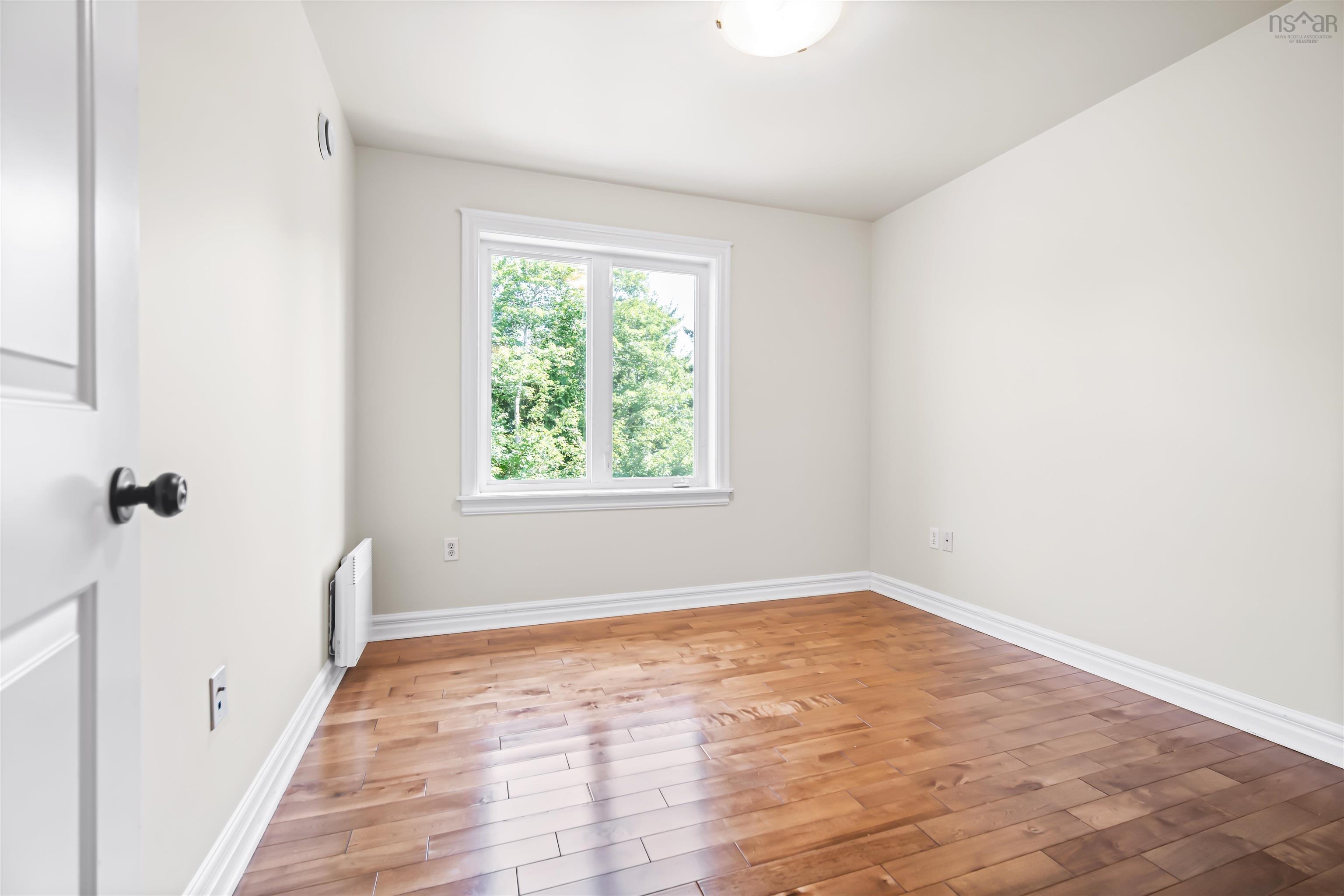 $640,000.00: 37 Stockton Ridge, Bedford South