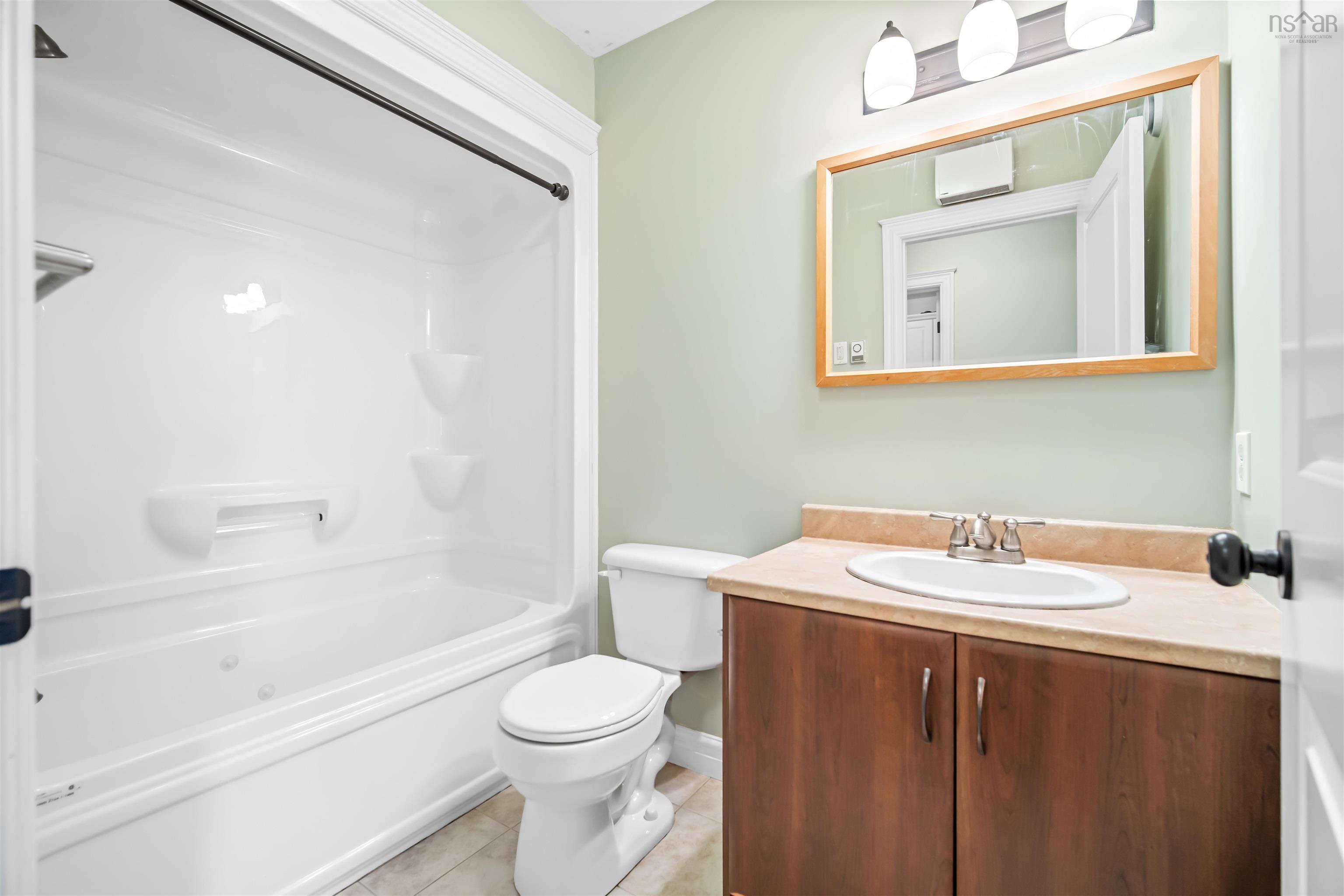 $640,000.00: 37 Stockton Ridge, Bedford South