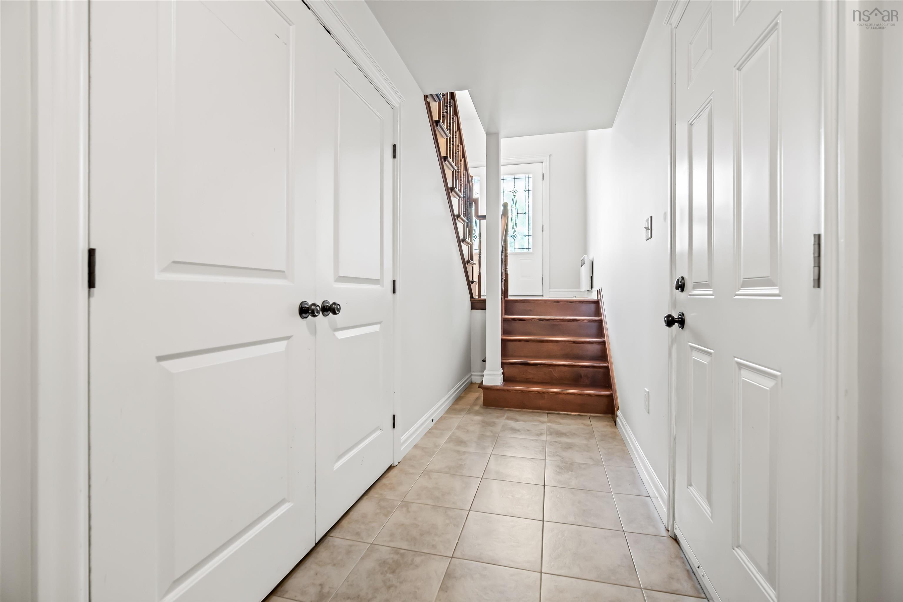 $640,000.00: 37 Stockton Ridge, Bedford South