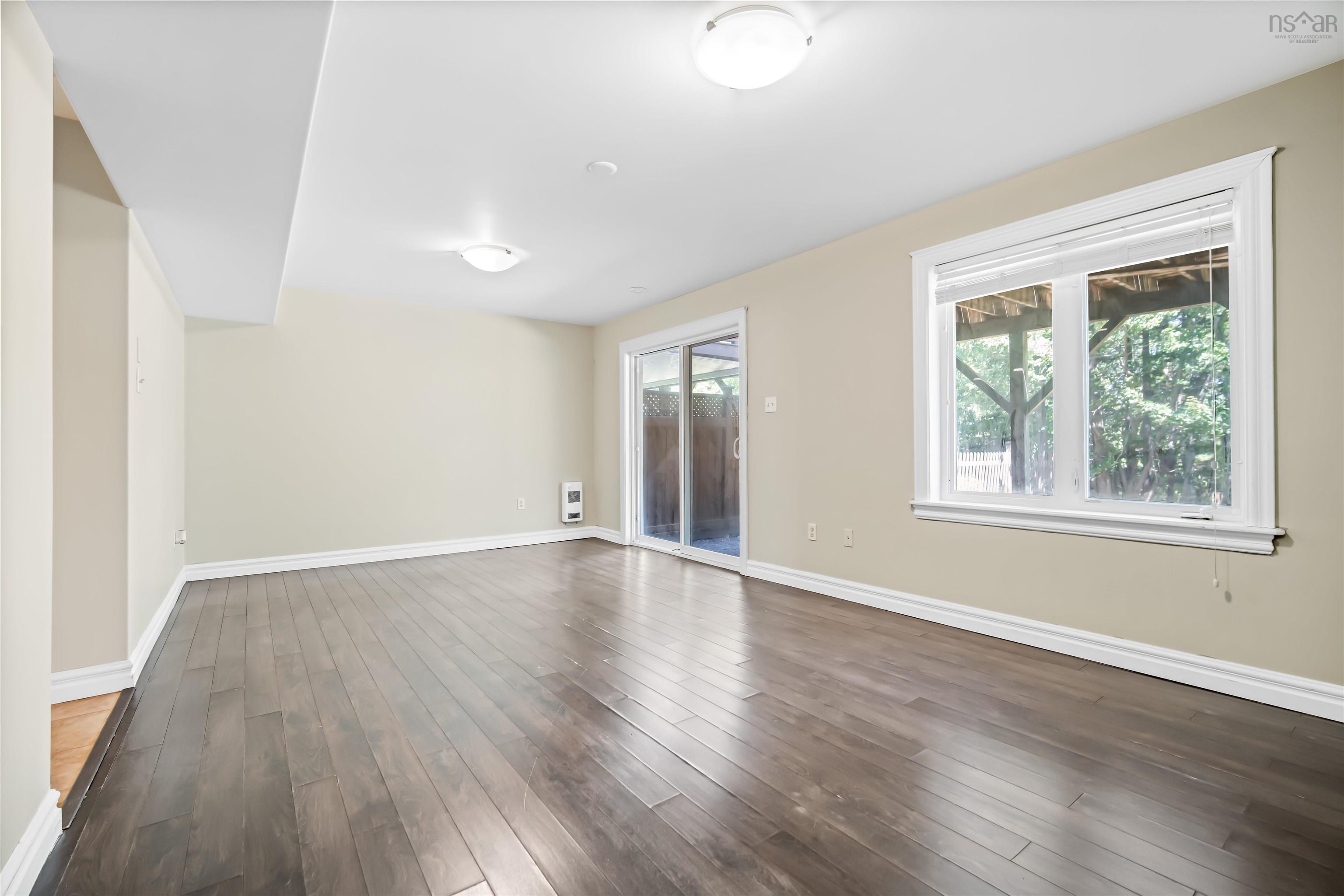 $640,000.00: 37 Stockton Ridge, Bedford South