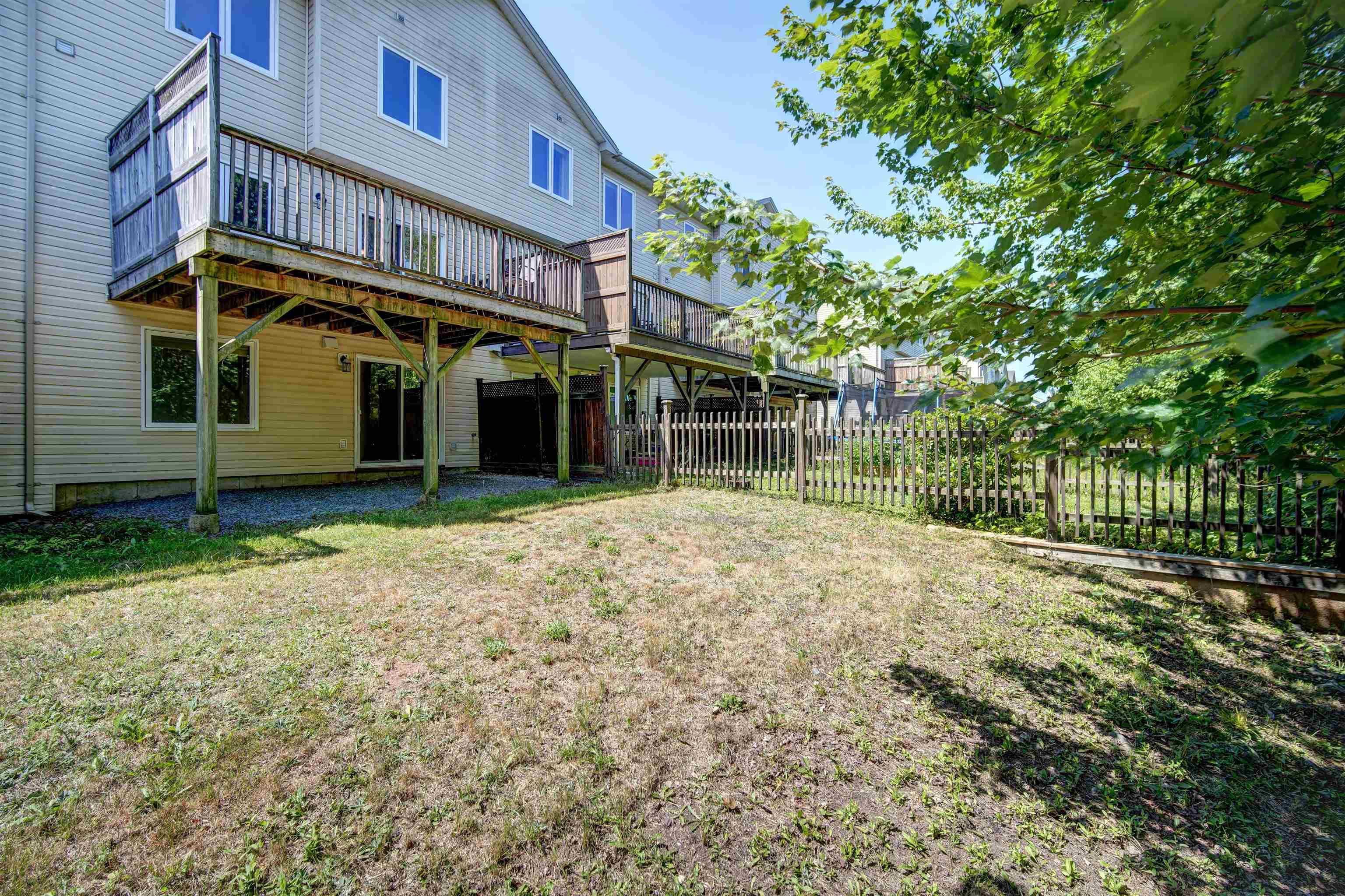 $640,000.00: 37 Stockton Ridge, Bedford South