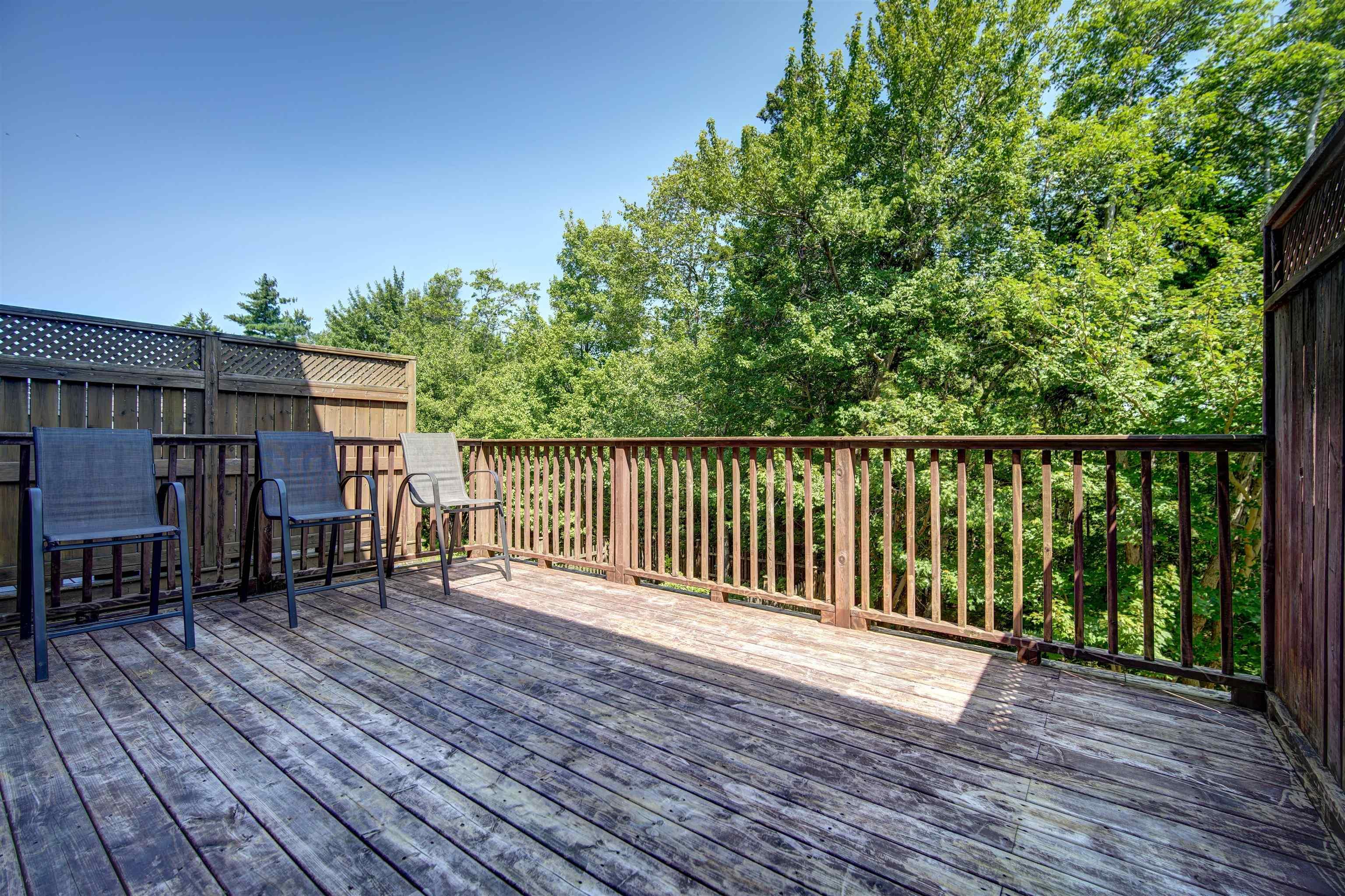 $640,000.00: 37 Stockton Ridge, Bedford South