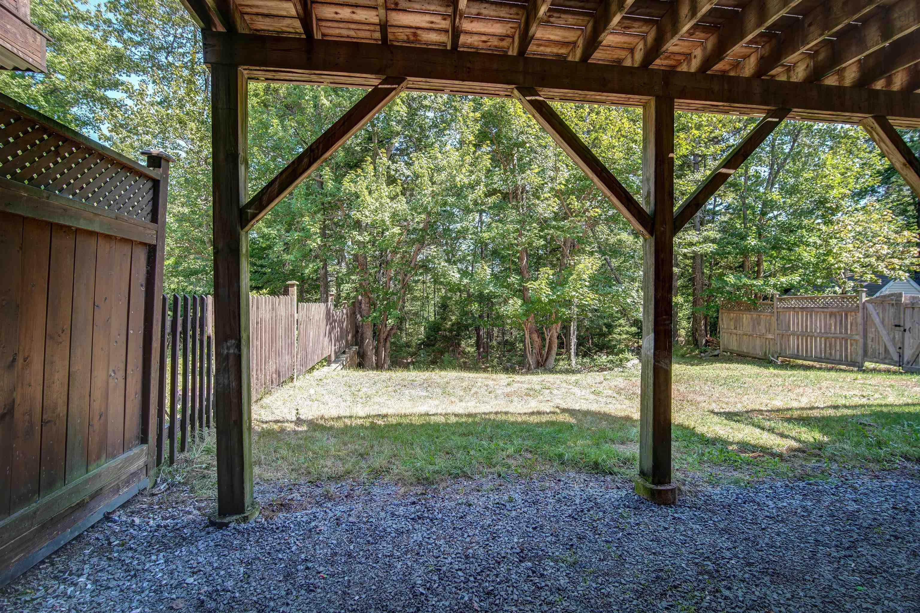 $640,000.00: 37 Stockton Ridge, Bedford South