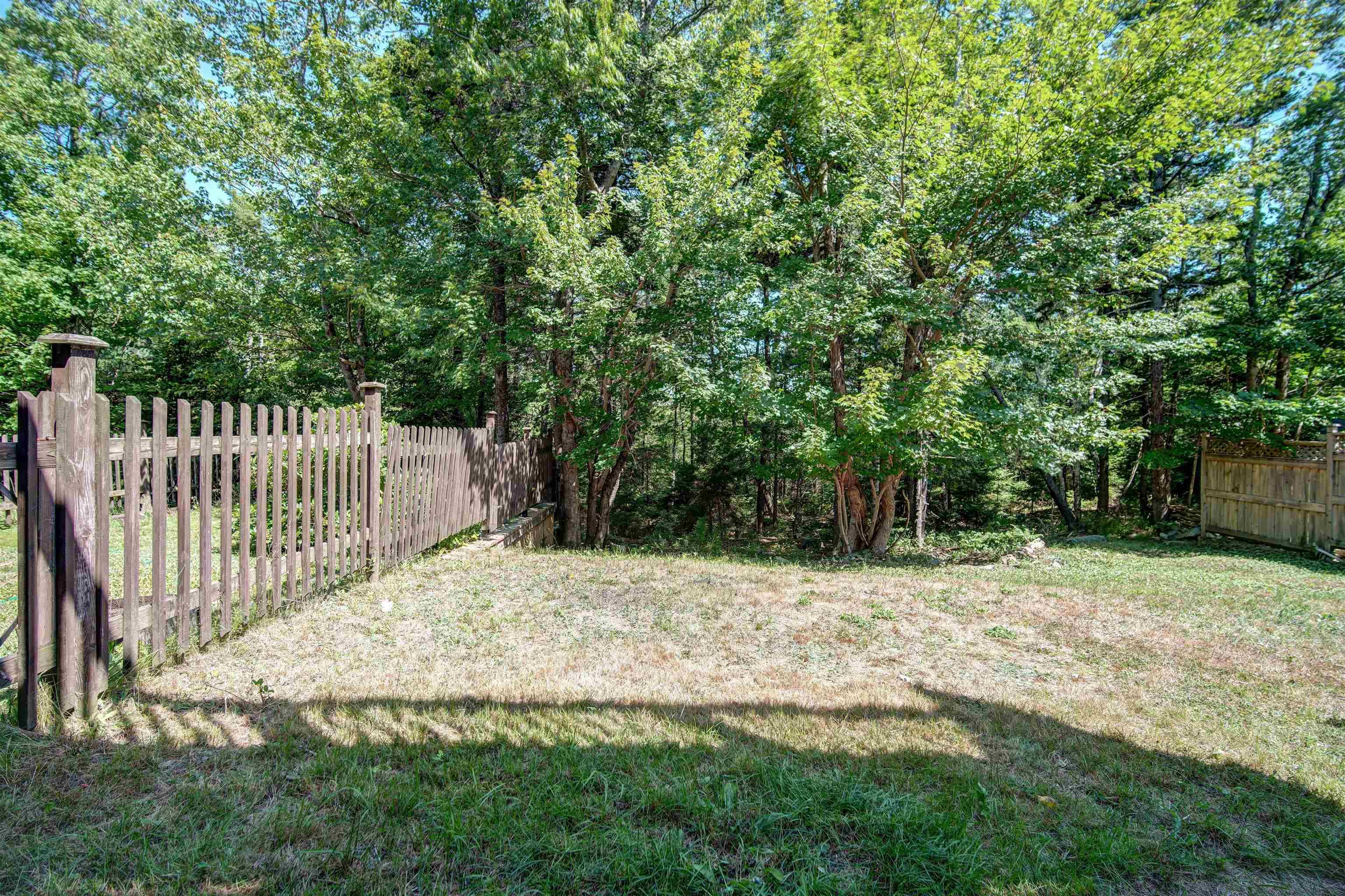 $640,000.00: 37 Stockton Ridge, Bedford South