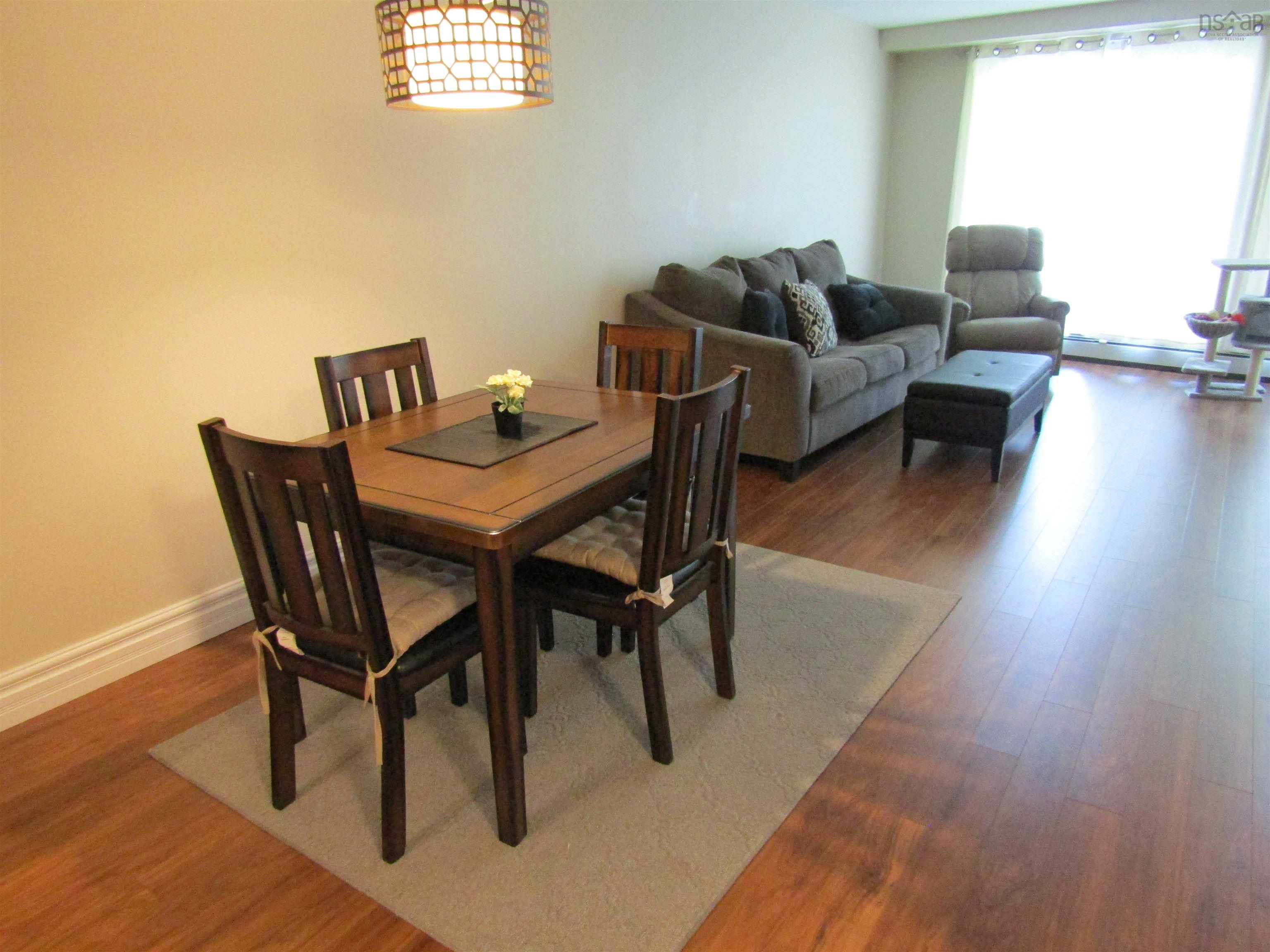 $499,900.00: 205 87 Pebblecreek Crescent, Dartmouth