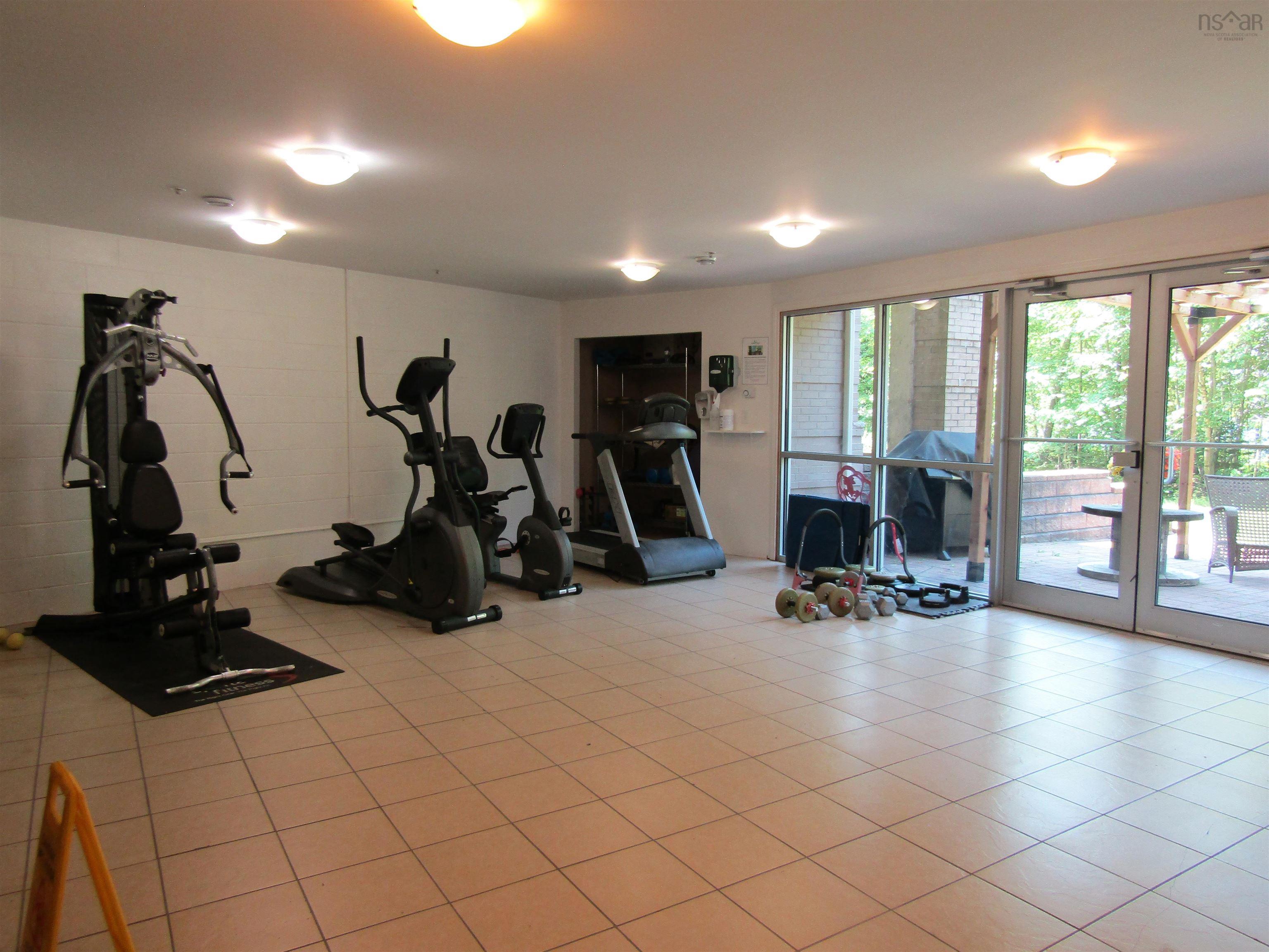 $499,900.00: 205 87 Pebblecreek Crescent, Dartmouth