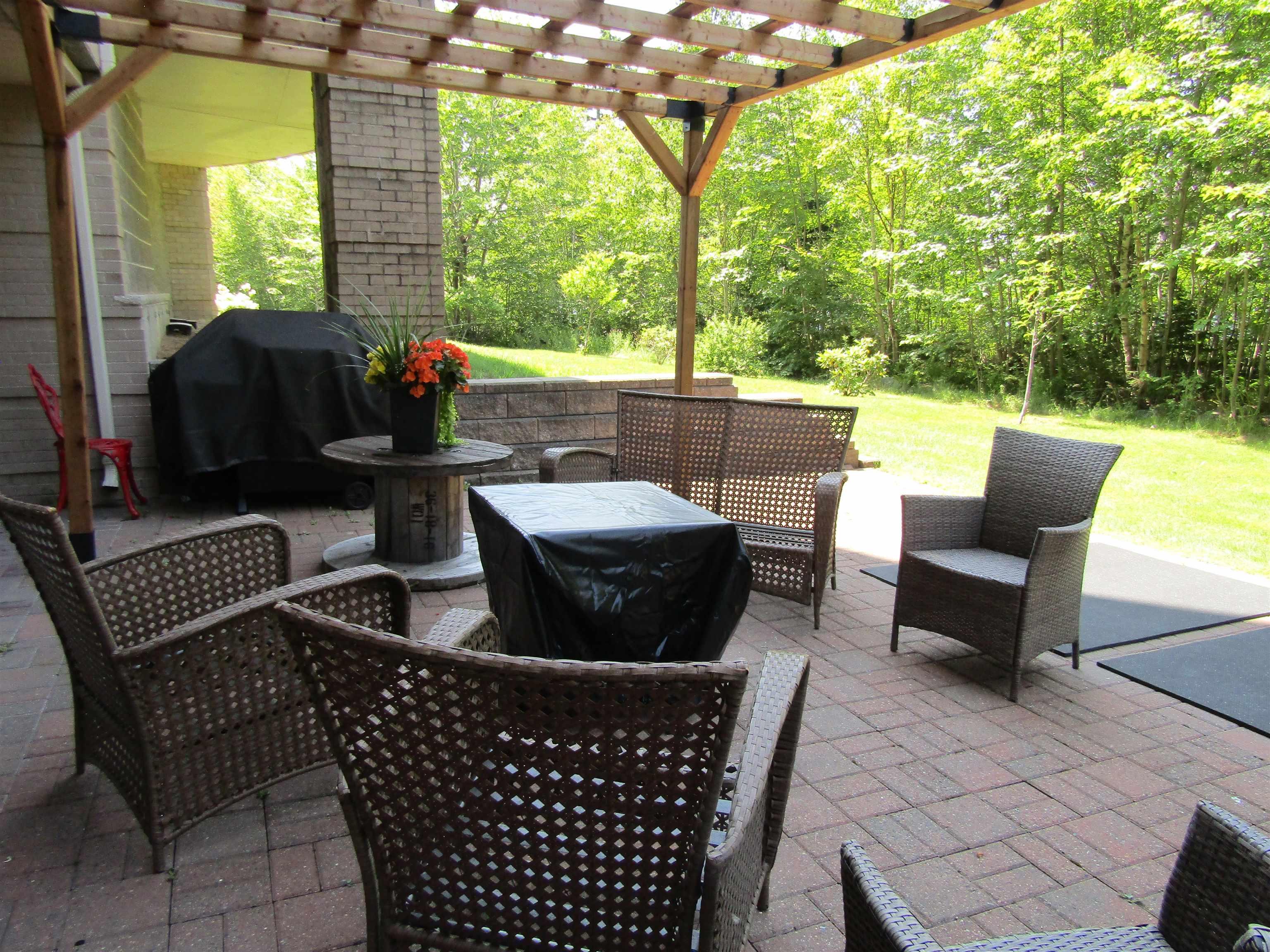 $499,900.00: 205 87 Pebblecreek Crescent, Dartmouth