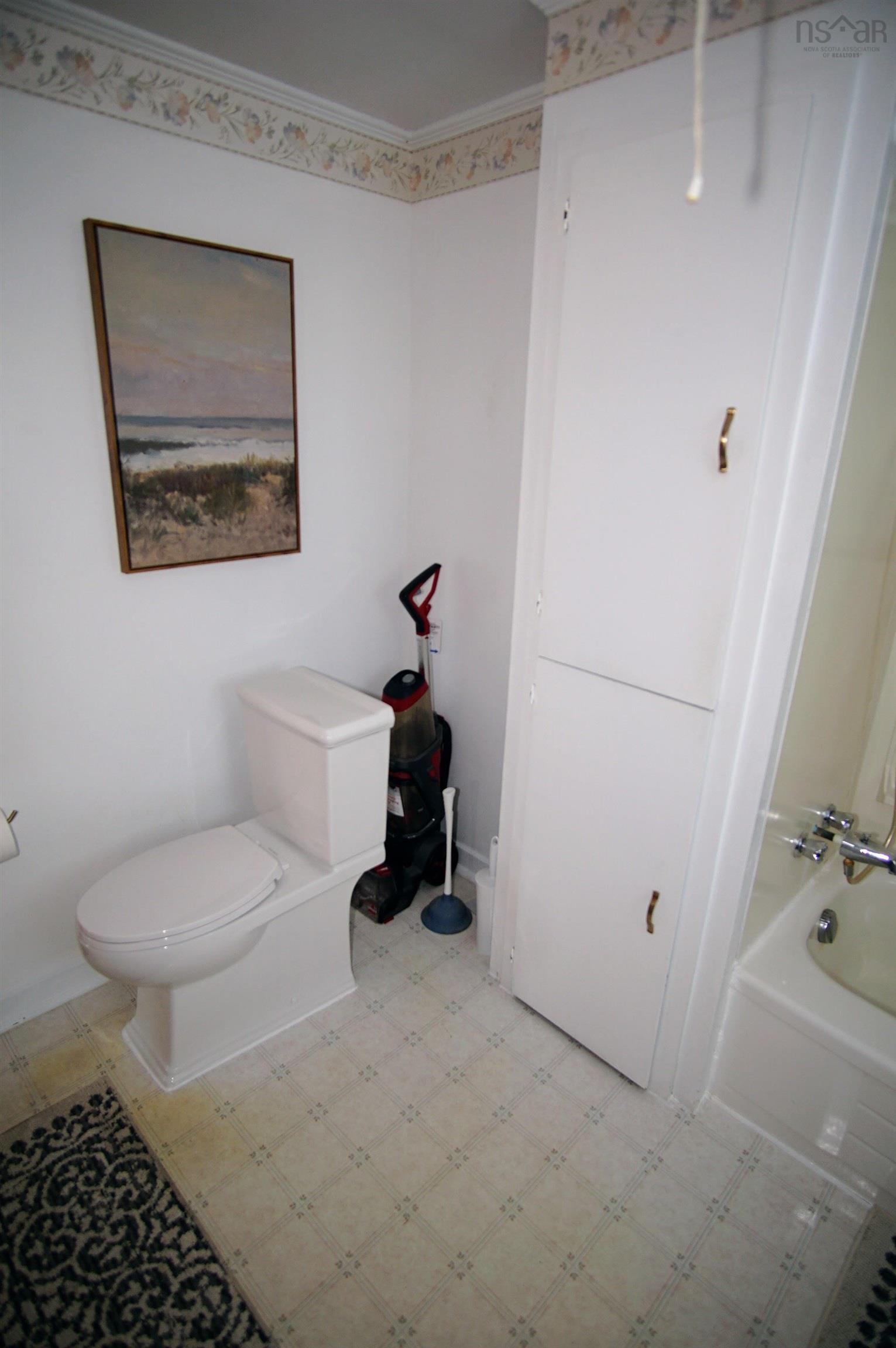 $159,000.00: 504 Highway 335,, West Pubnico