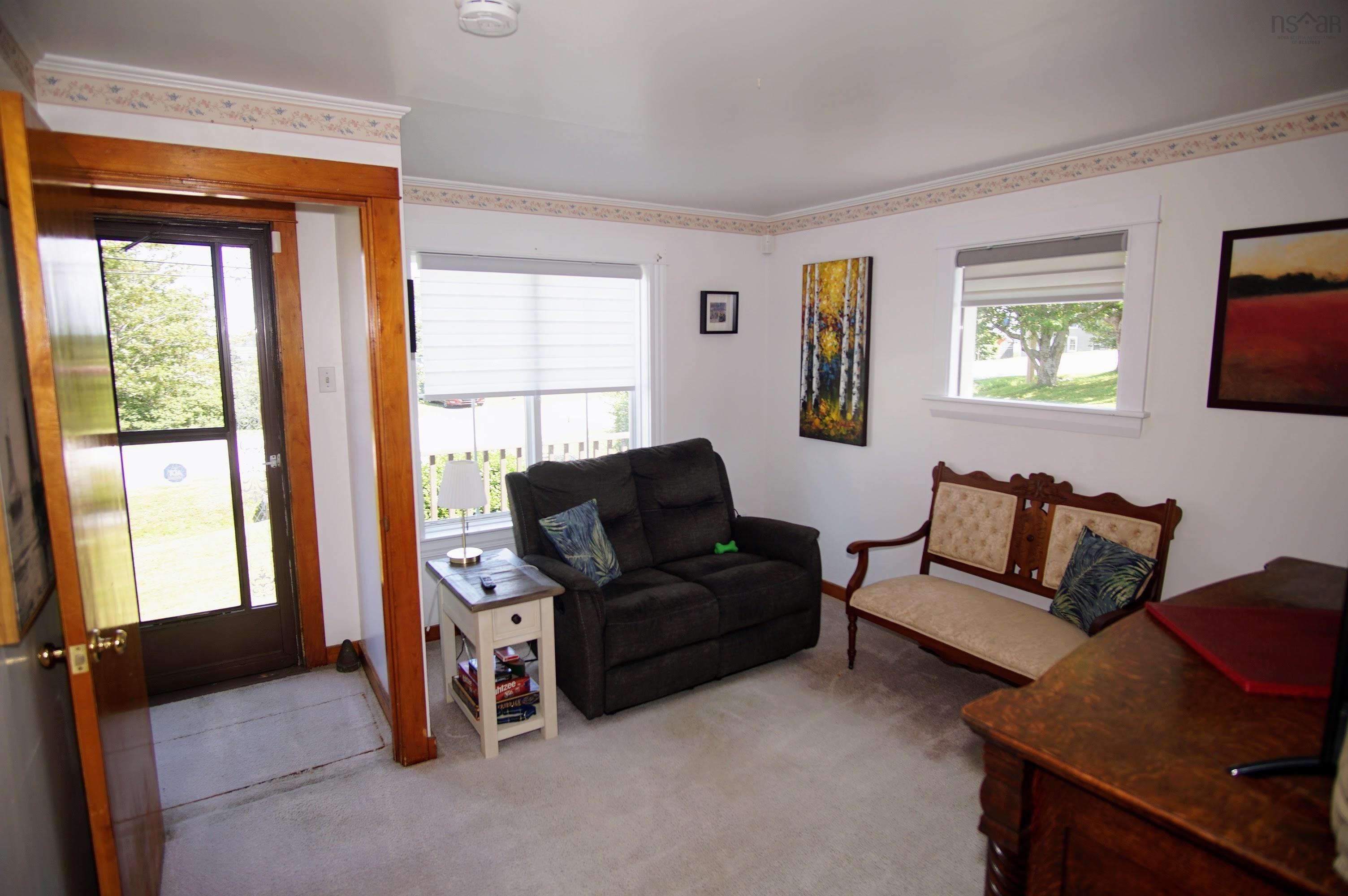 $159,000.00: 504 Highway 335,, West Pubnico