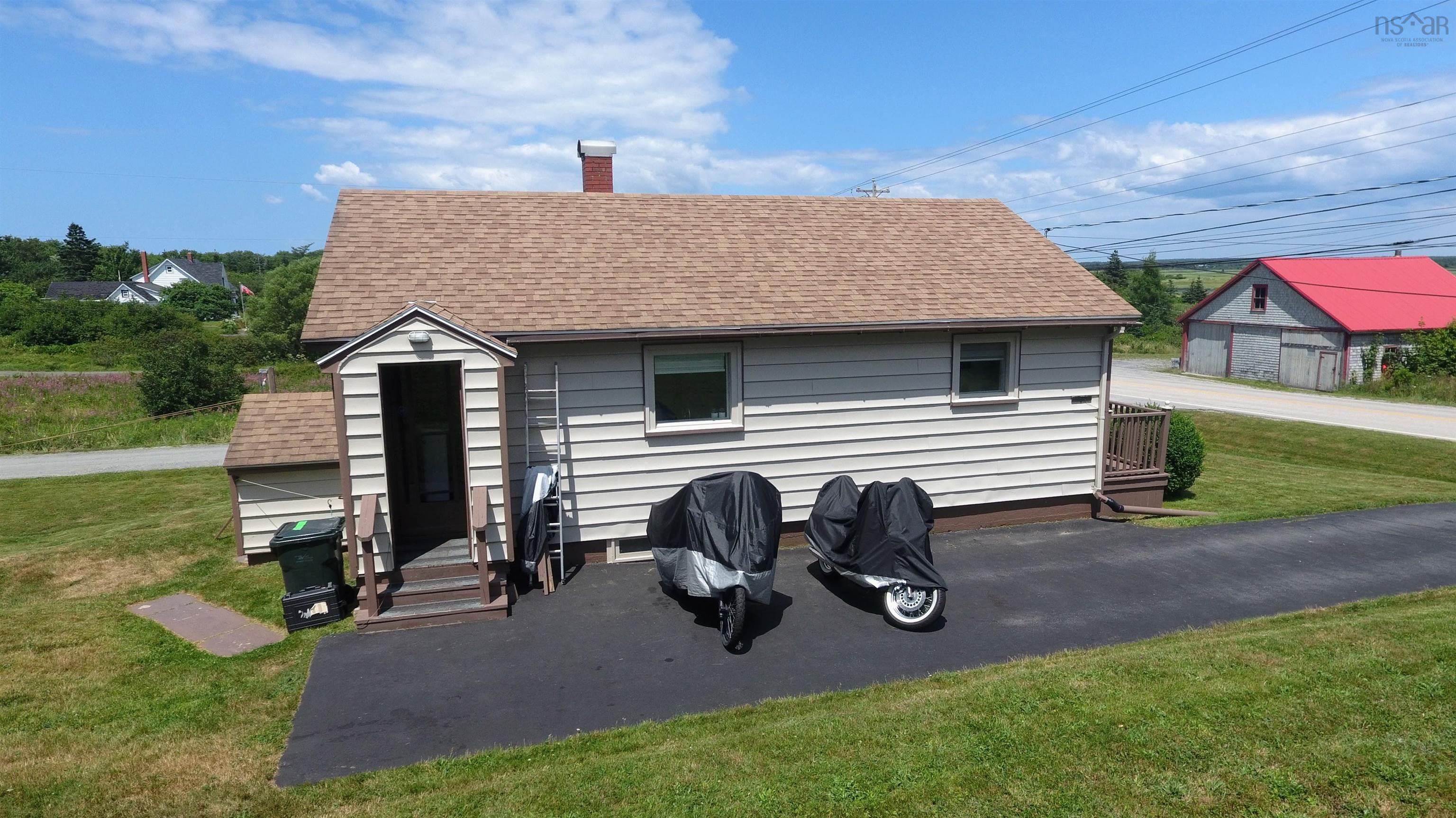 $159,000.00: 504 Highway 335,, West Pubnico