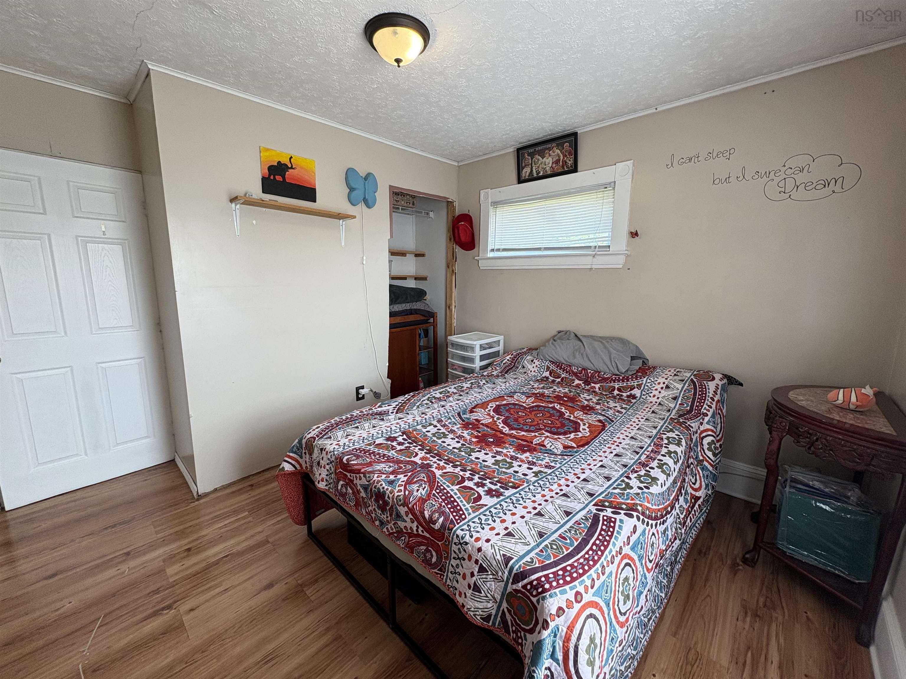 $199,000.00: 6332 East River West Side Road, Eureka