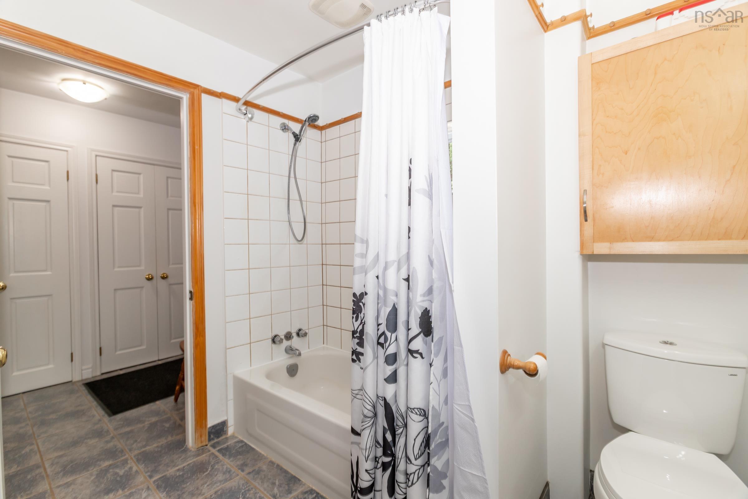 $369,900.00: 8012 Shore Road, Hampton