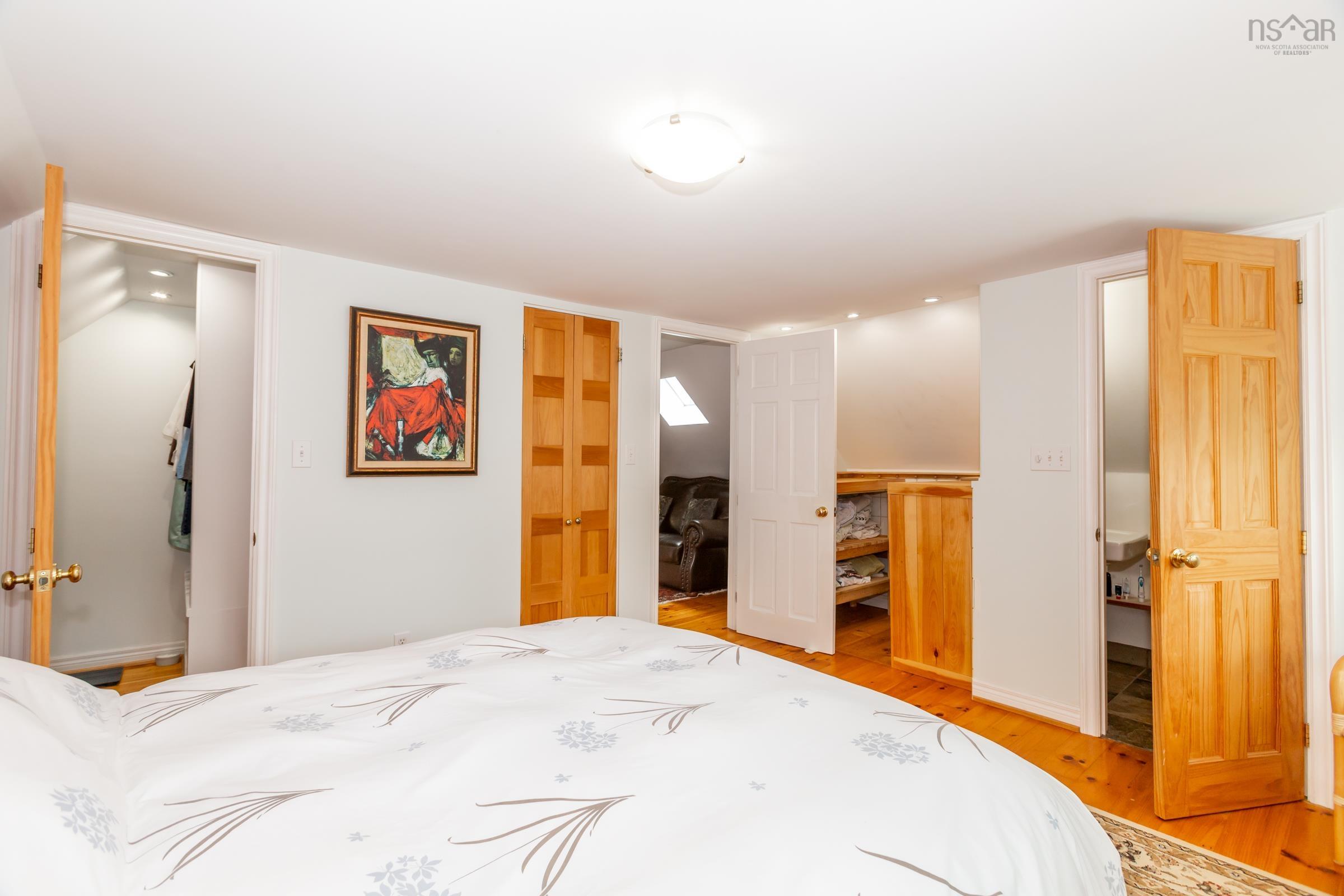 $369,900.00: 8012 Shore Road, Hampton