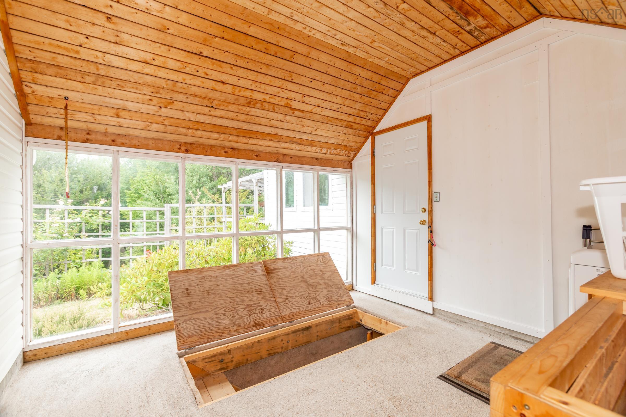 $369,900.00: 8012 Shore Road, Hampton