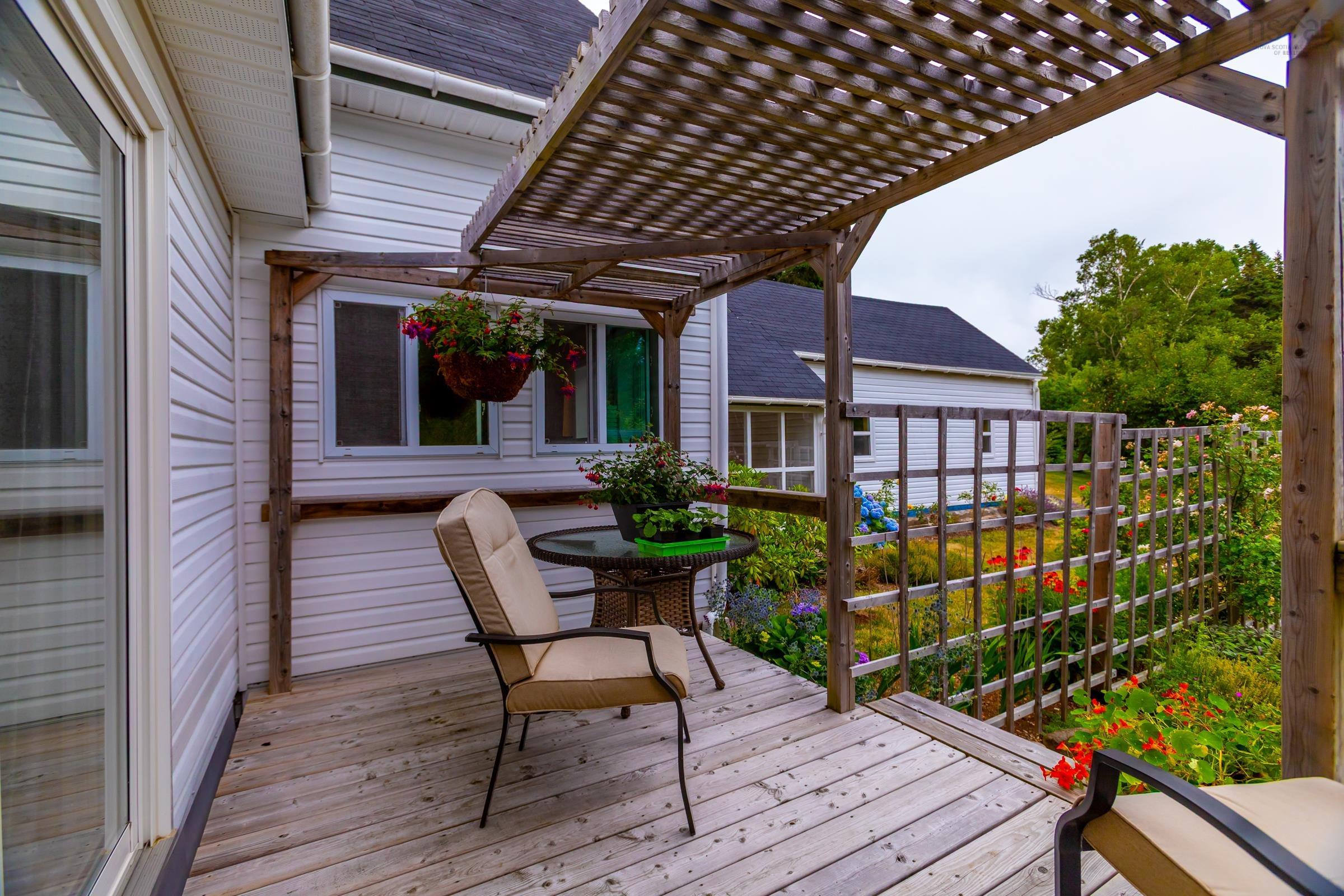 $369,900.00: 8012 Shore Road, Hampton