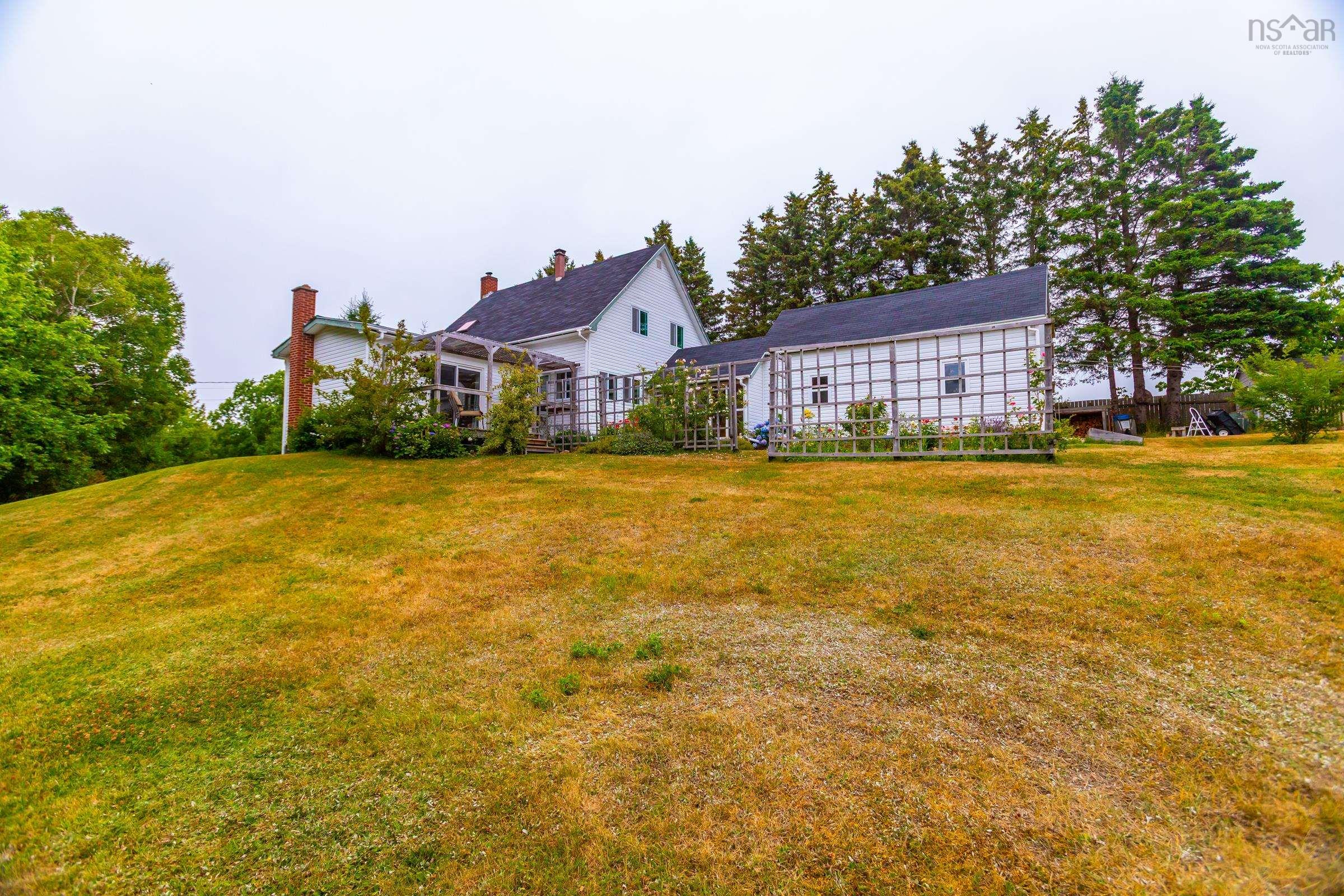 $369,900.00: 8012 Shore Road, Hampton