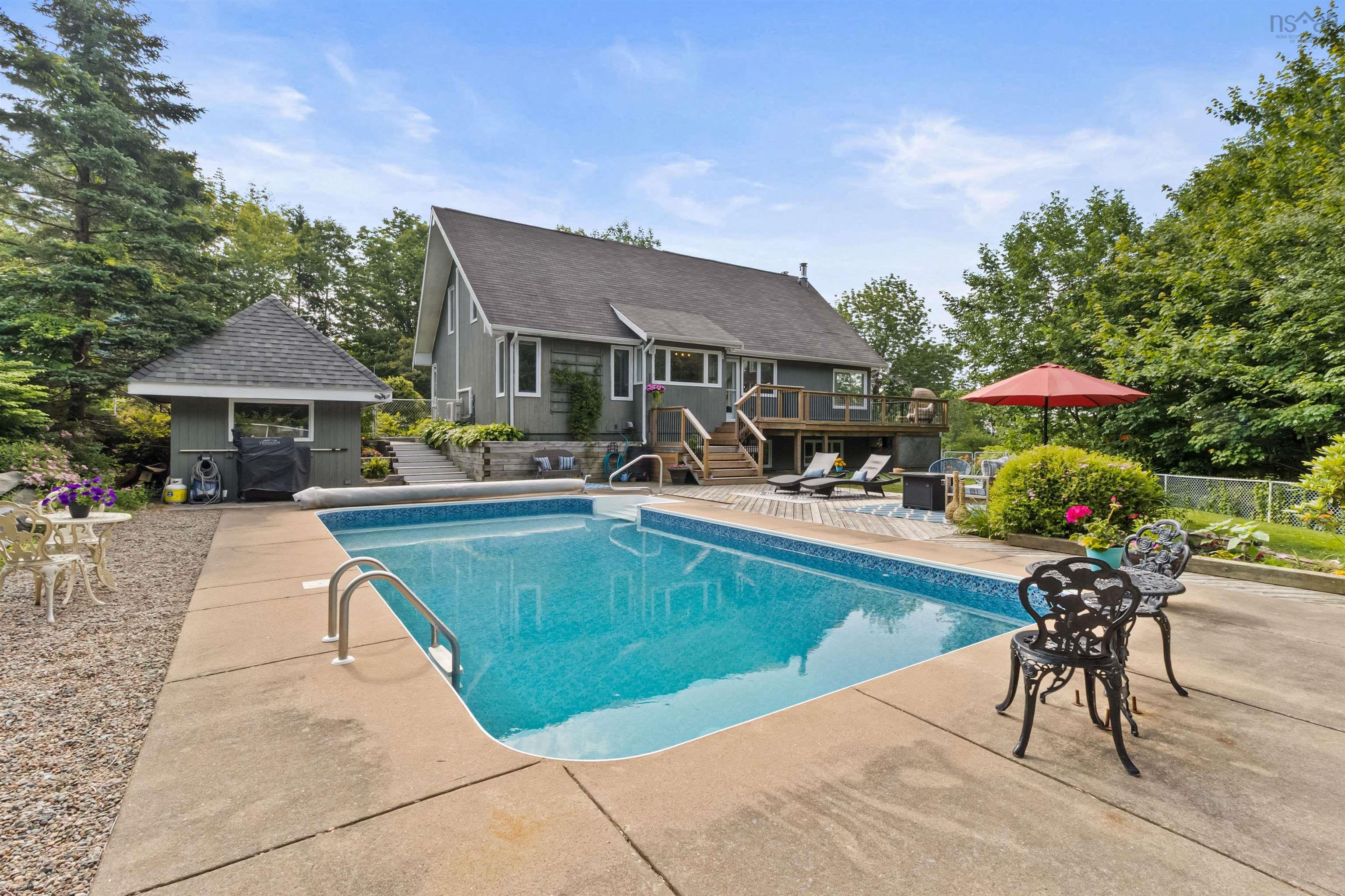 $999,900.00: 52 Stone Hedges Lane, Waverley