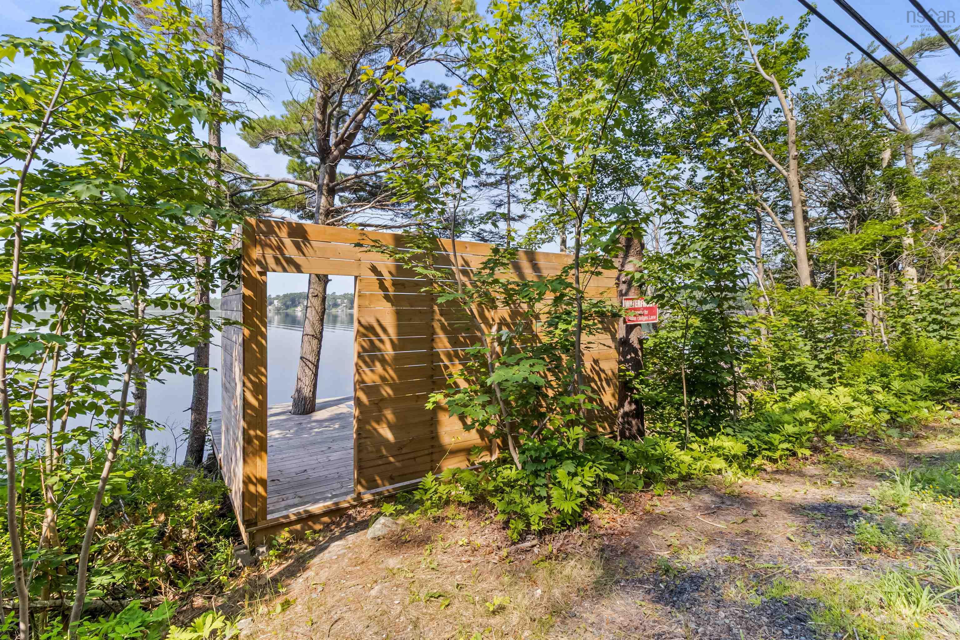 $999,900.00: 52 Stone Hedges Lane, Waverley