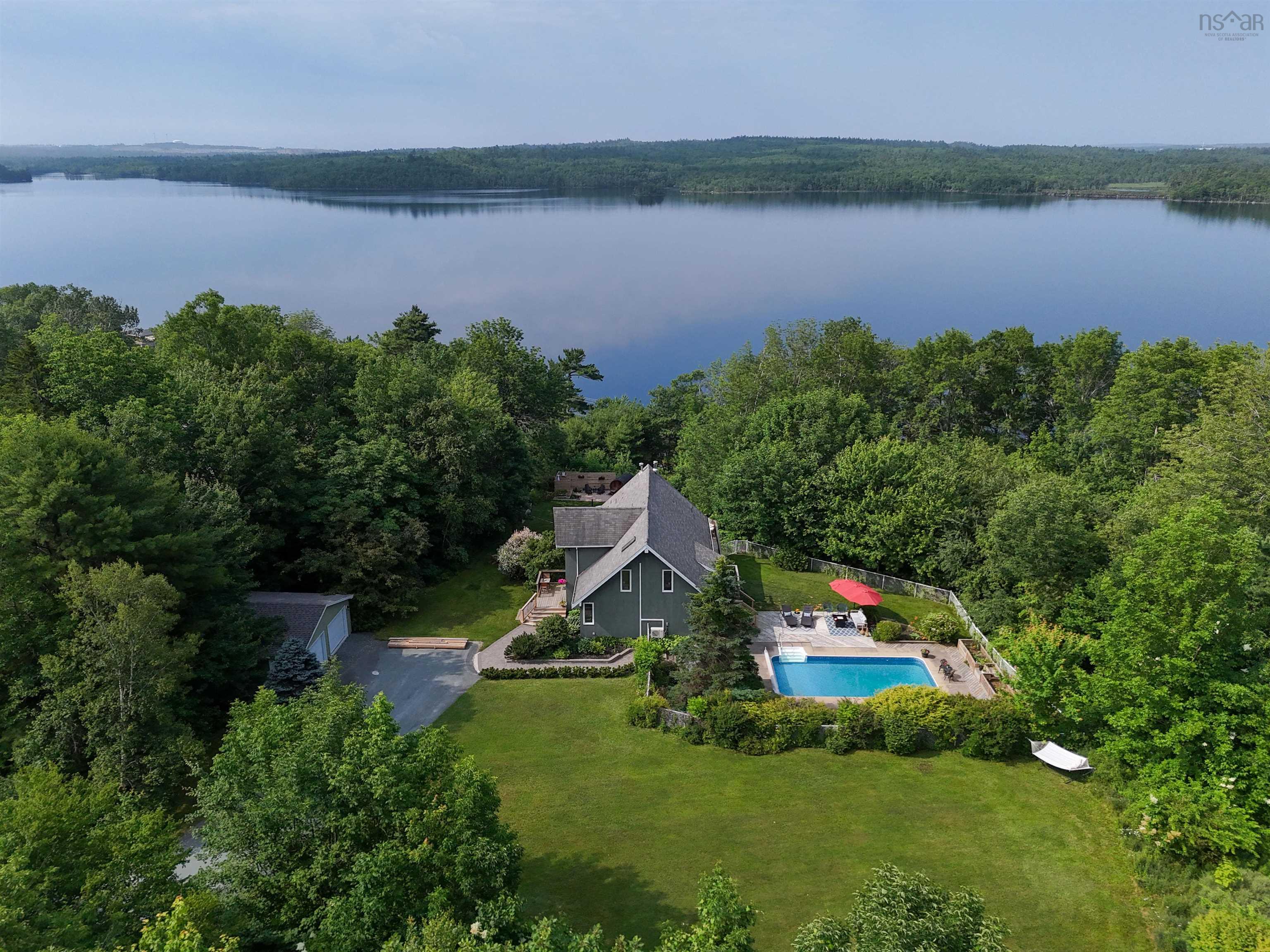 $999,900.00: 52 Stone Hedges Lane, Waverley