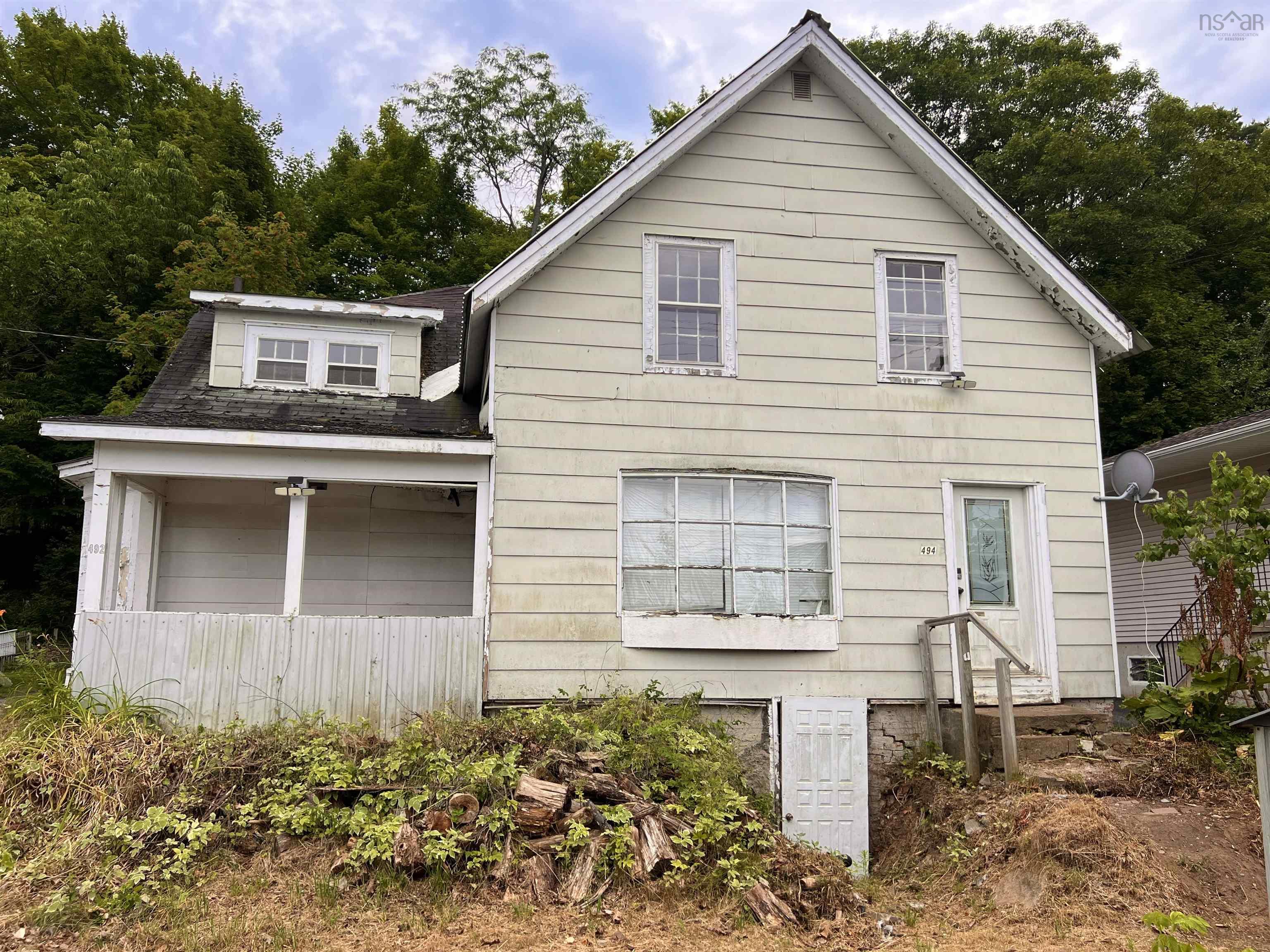 $125,000.00: 492 Main Street, Kentville