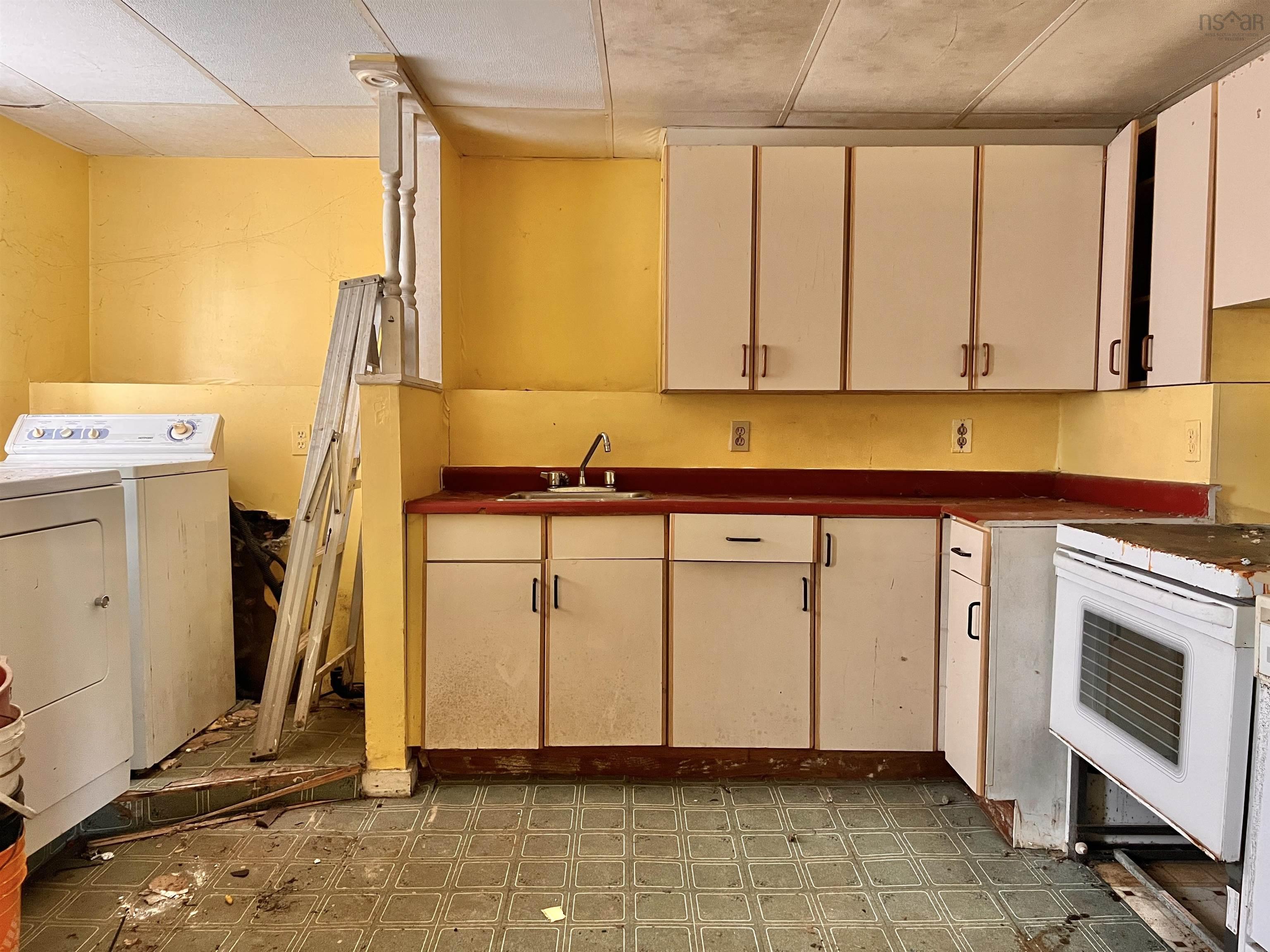 $125,000.00: 492 Main Street, Kentville