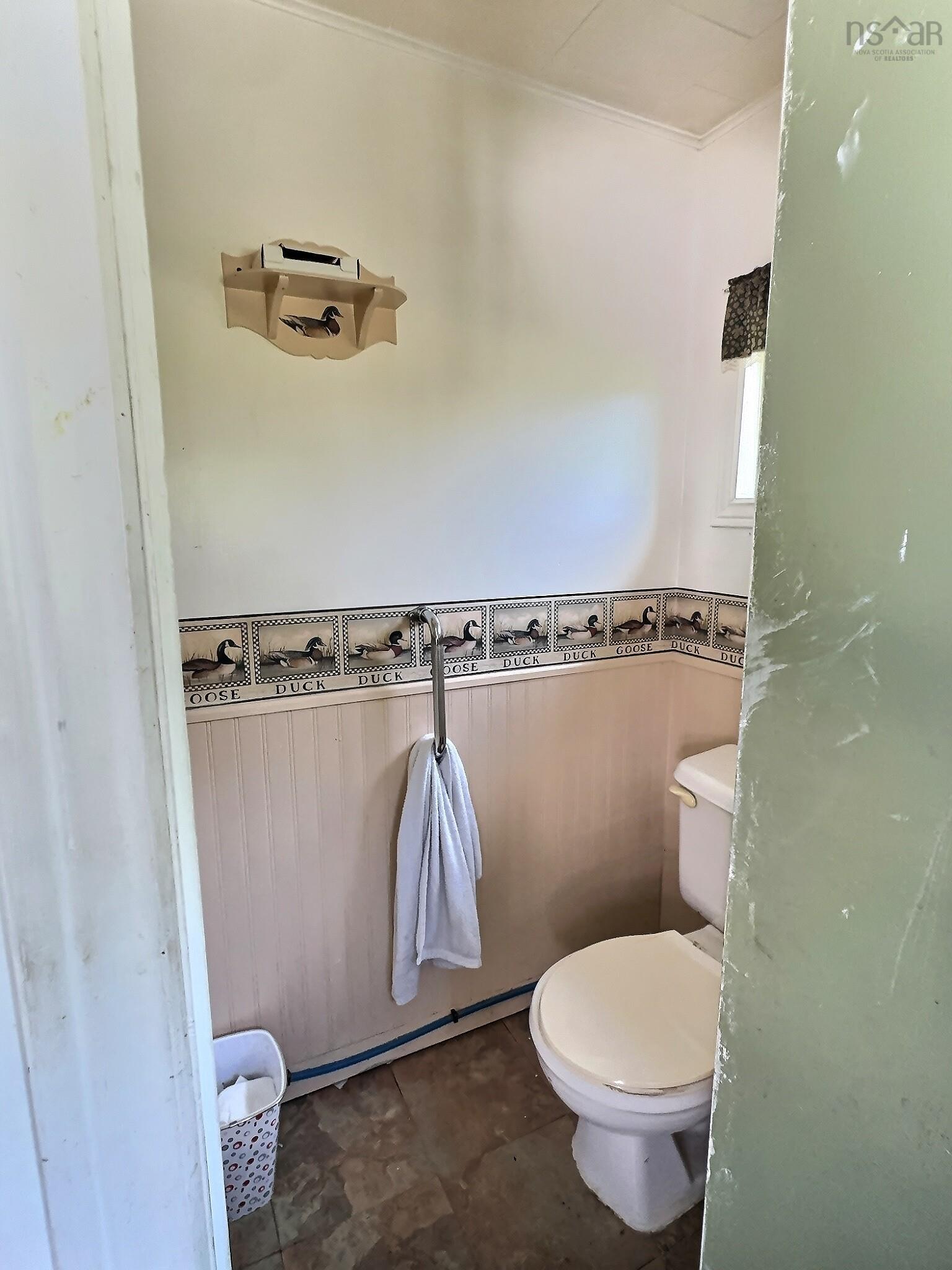 $199,000.00: 5588 204 Highway, Oxford