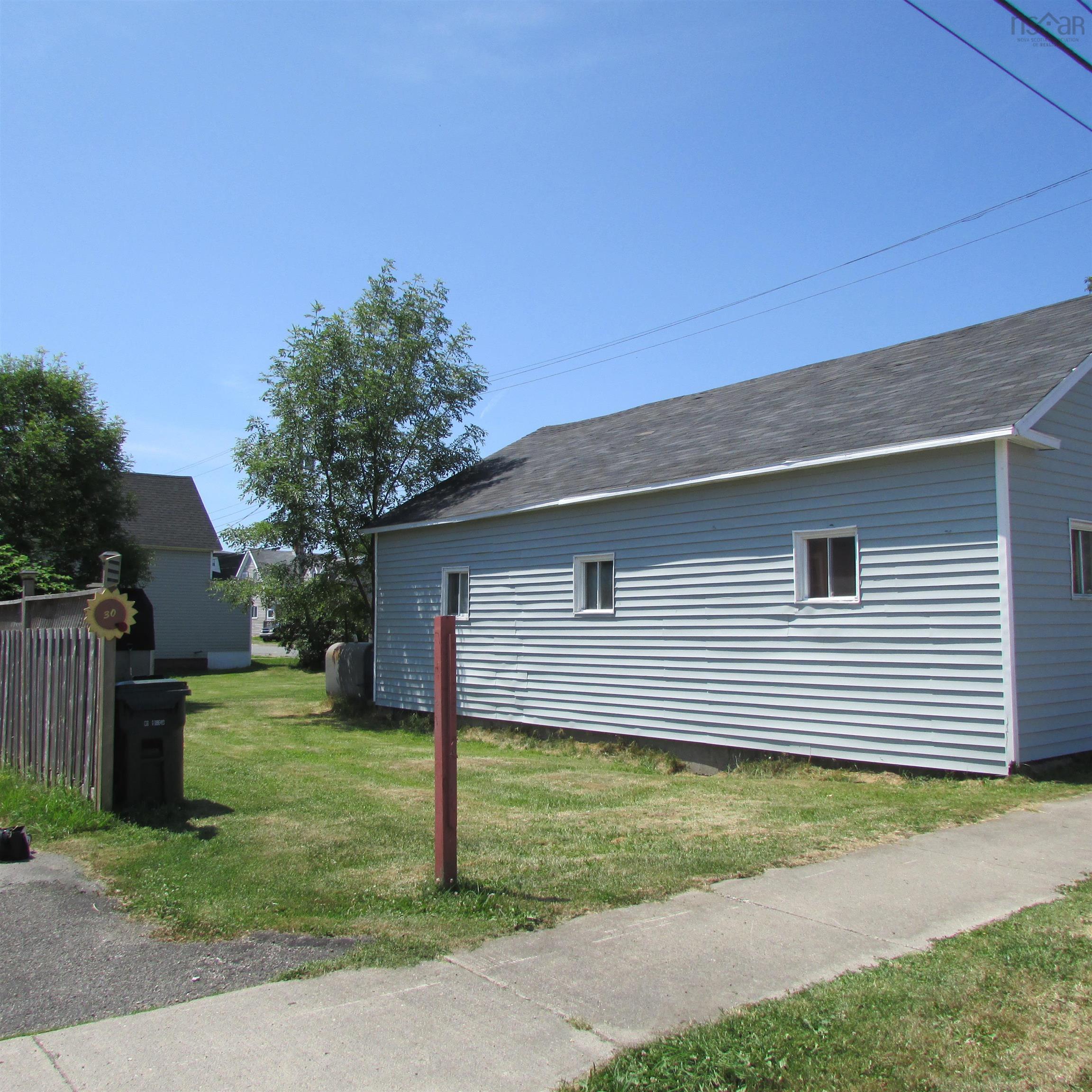 $69,000.00: 32 FORMAN Street, North Sydney