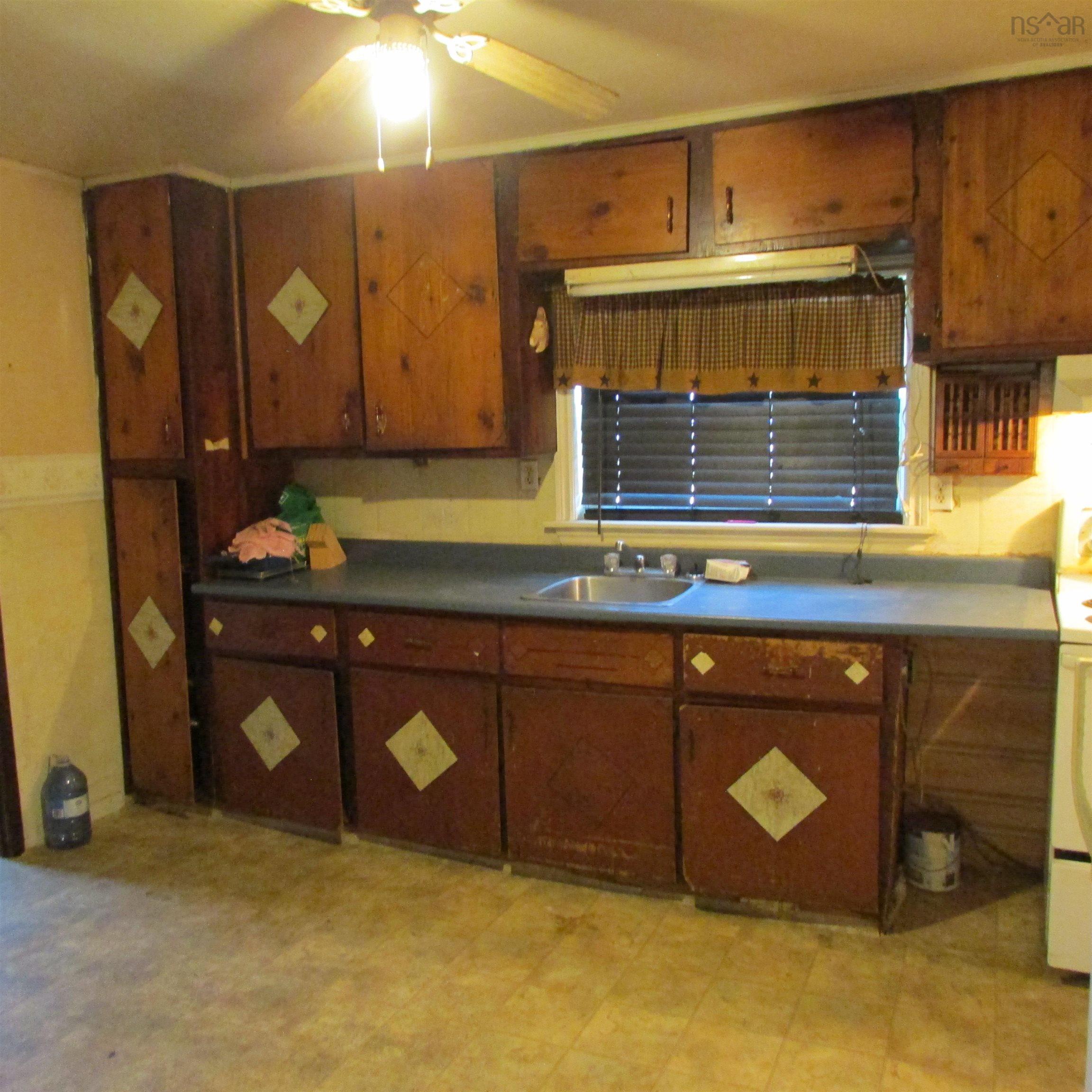 $69,000.00: 32 FORMAN Street, North Sydney