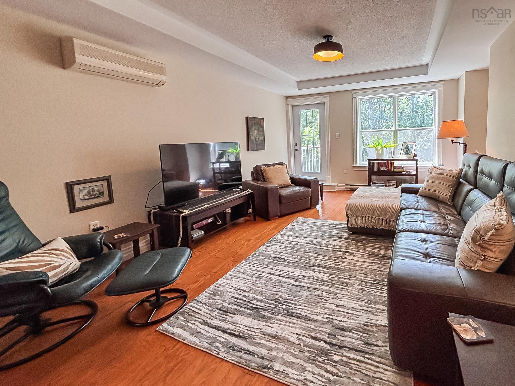 $399,900.00: Suite 105 476 Main Street, Mahone Bay