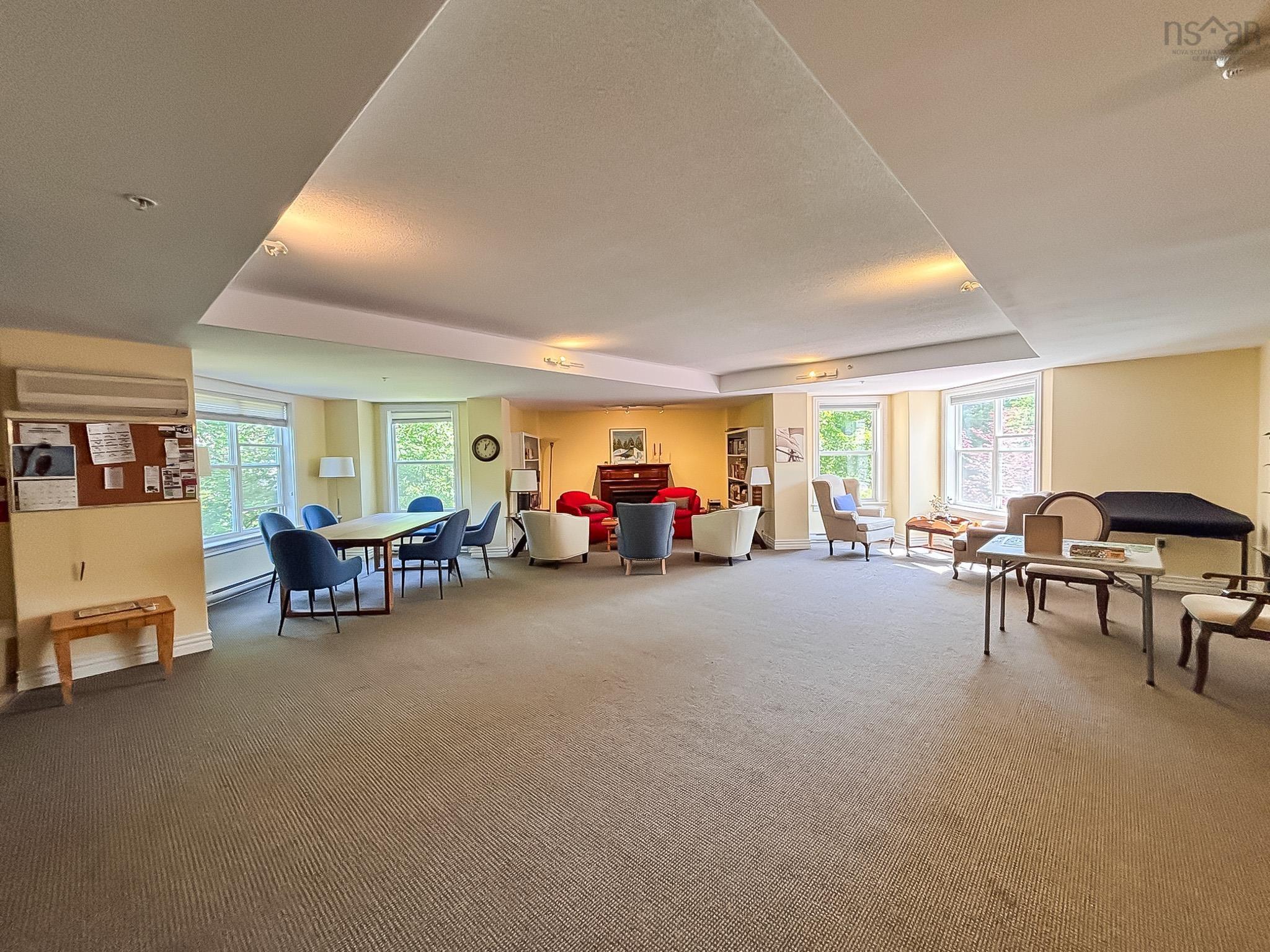 $399,900.00: Suite 105 476 Main Street, Mahone Bay