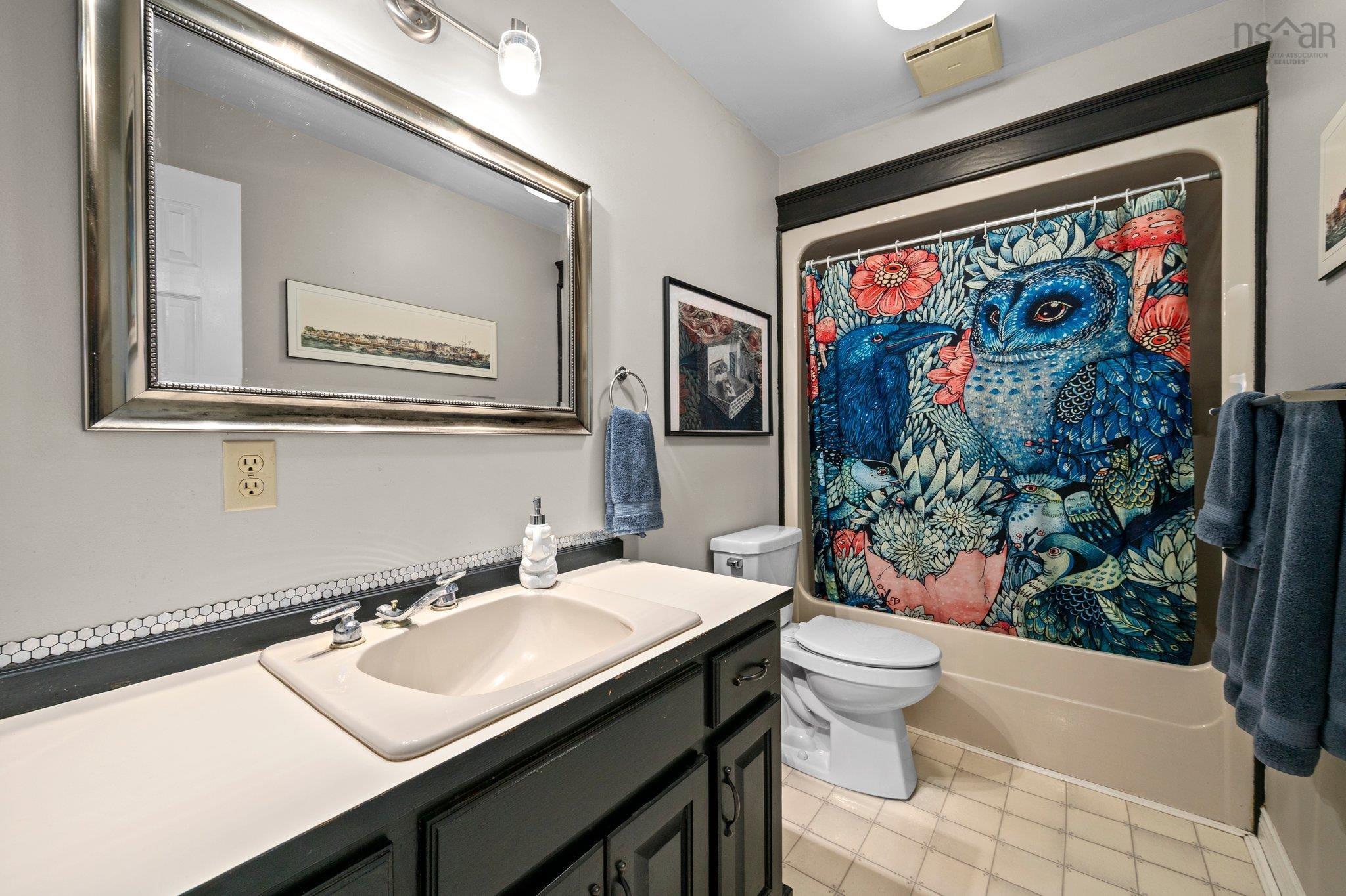 $689,000.00: 2 Frederick Avenue, Lakelands