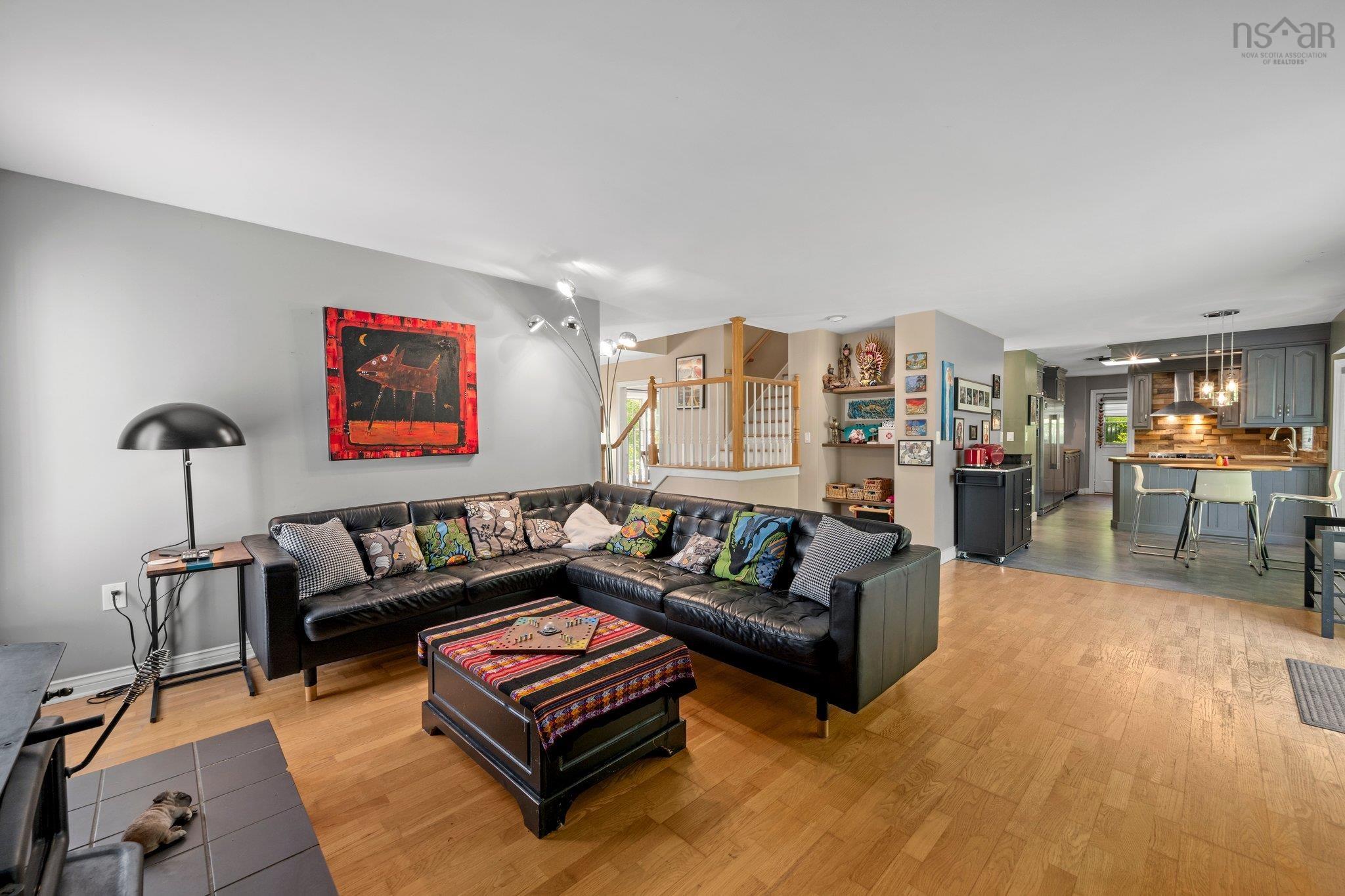 $689,000.00: 2 Frederick Avenue, Lakelands