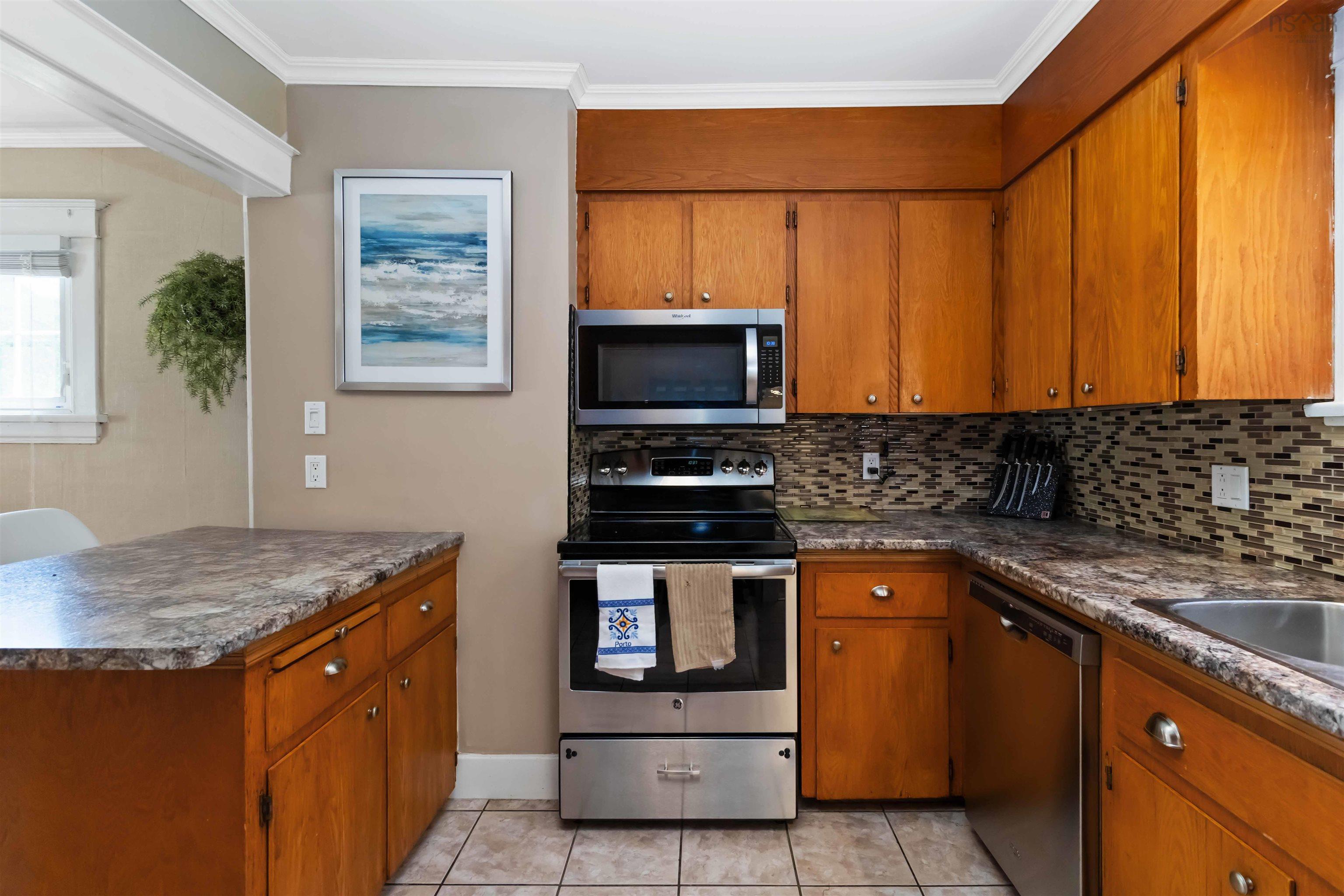 $339,900.00: 8 Markland Avenue, Brooklyn