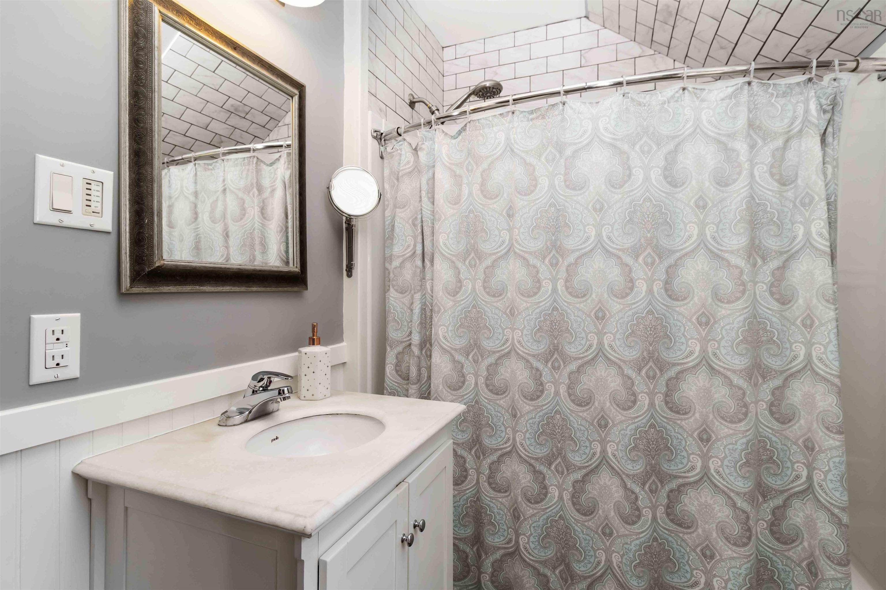 $339,900.00: 8 Markland Avenue, Brooklyn