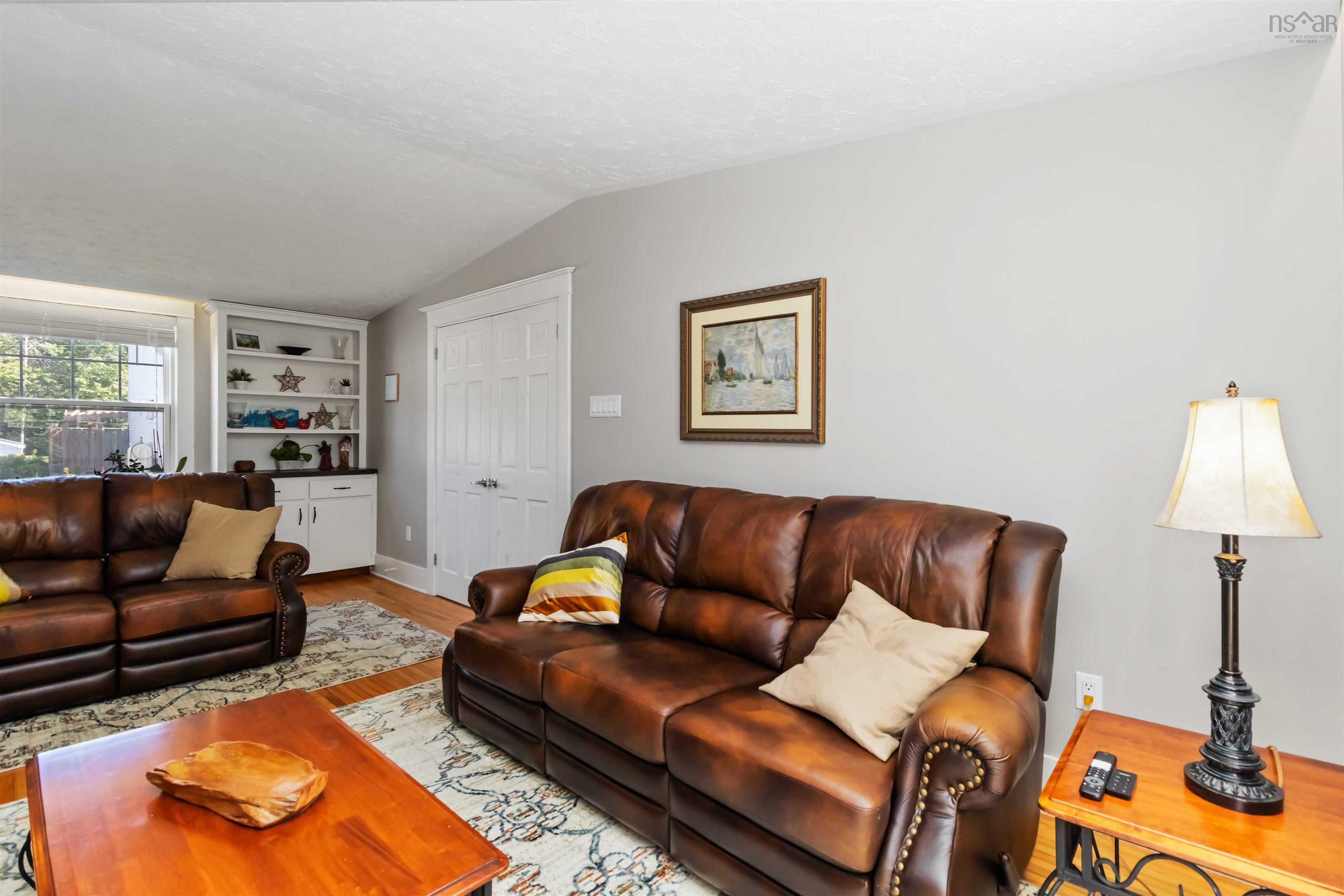 $339,900.00: 8 Markland Avenue, Brooklyn